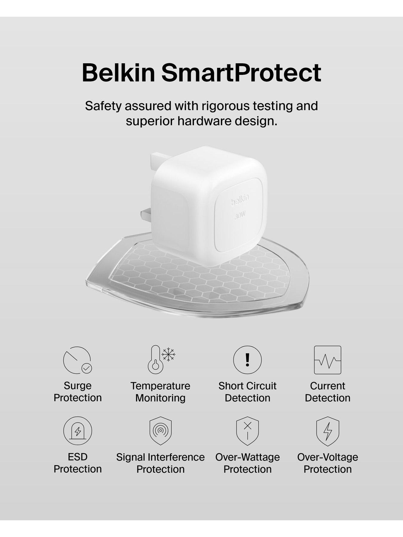 Image 4 of 5 of Belkin Belkin 30W USB-C Mains Charger, Folding Pins + Lightning Cable, White