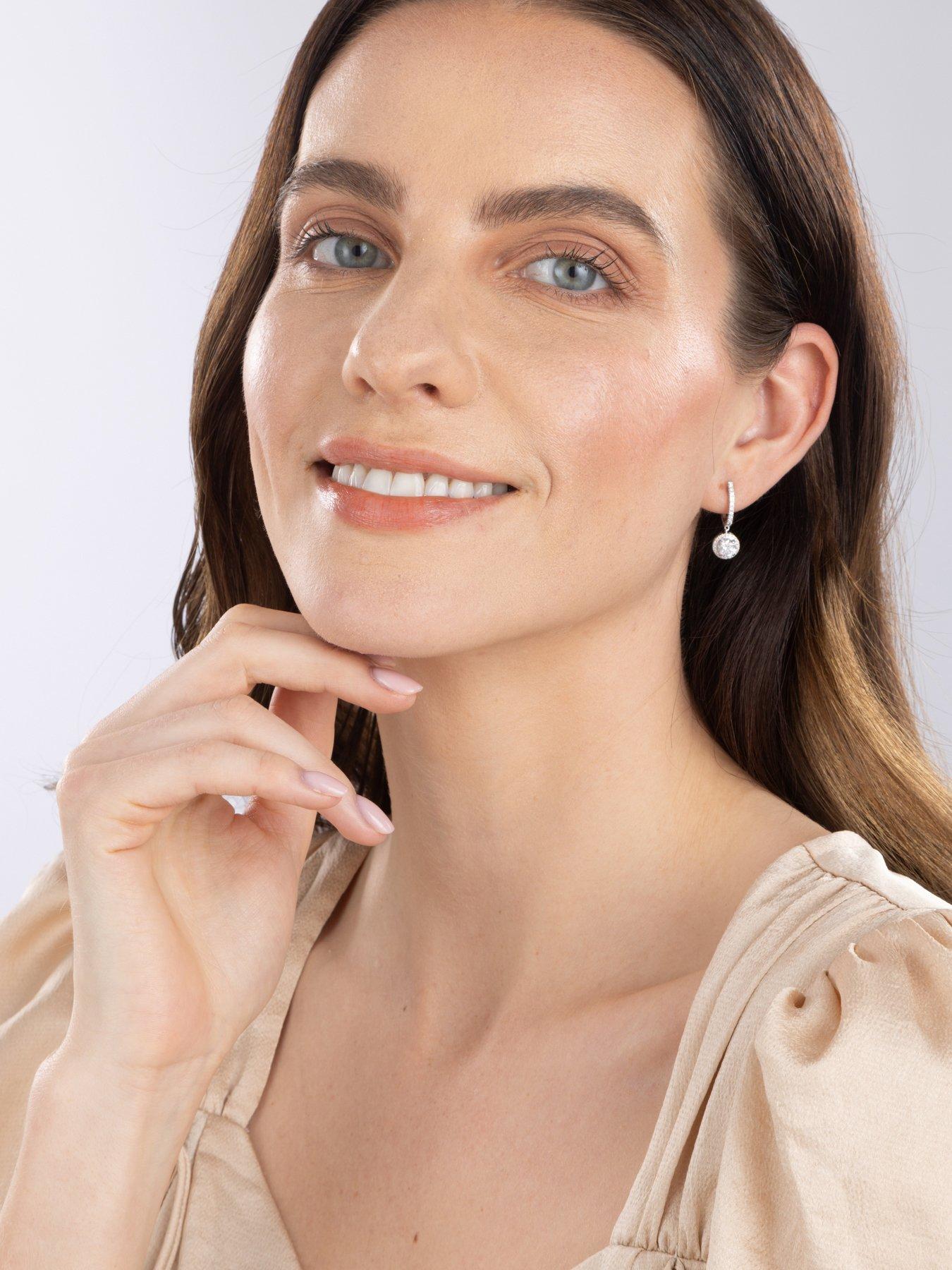 Image 4 of 5 of Love DIAMOND 1.5Ct Lab-grown Diamond Drop Earrings