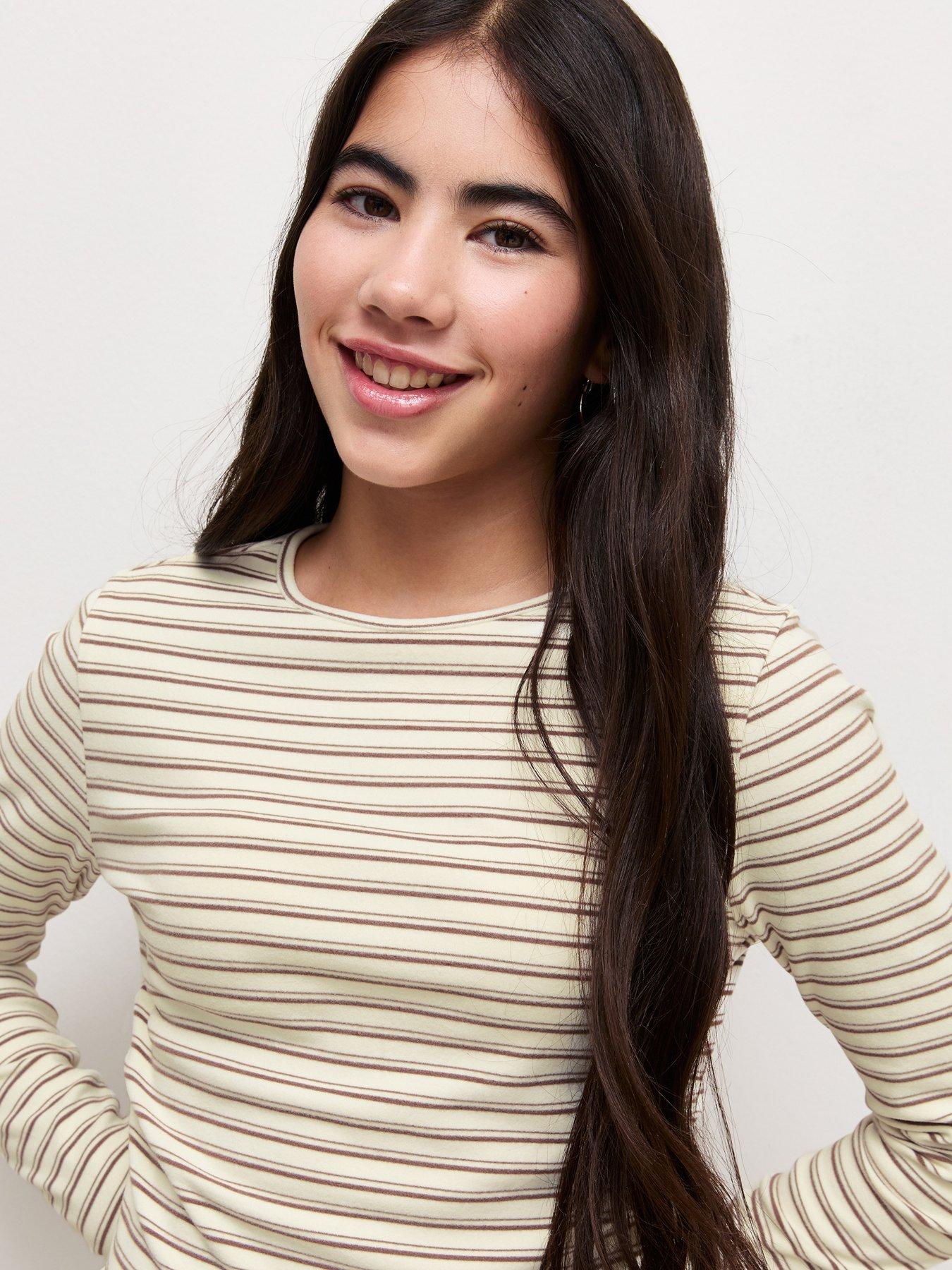 Image 4 of 6 of New Look 915 Girls Toni Stripe Long Sleeve T-Shirt - White