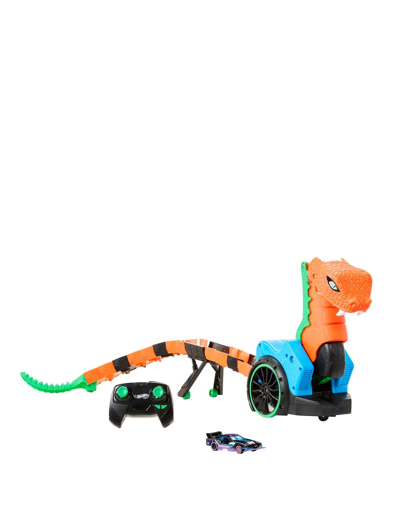 Hot Wheels Let's Race Slither ‘N Strike RC  &  1 Toy Car, Battery-Powered Remote-Control Vehicle