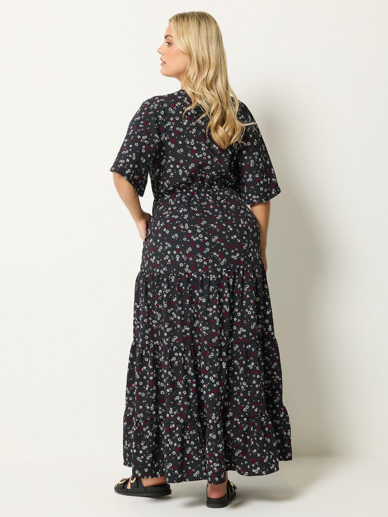 Image 2 of 4 of Yours Curve Floral Ditsy Print Textured Maxi Dress - Black