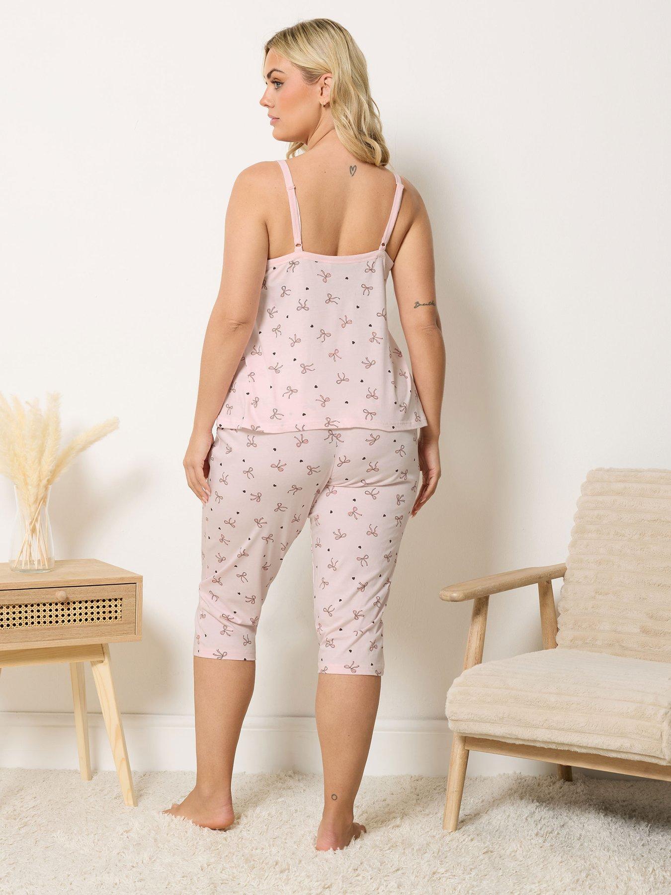 Image 2 of 4 of Yours Curve Bows And Hearts Cami Crop Pyjama Set - Pink