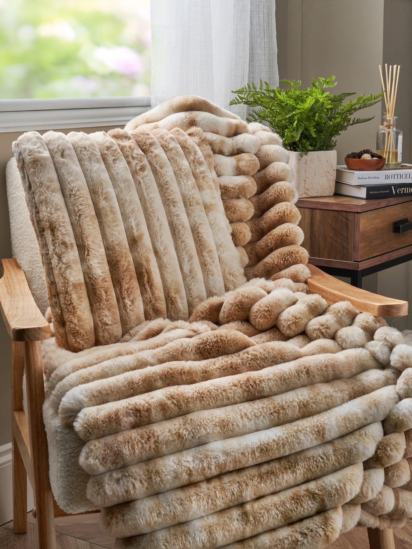 Image 6 of 6 of The Very Collection Marled Rib Cushion