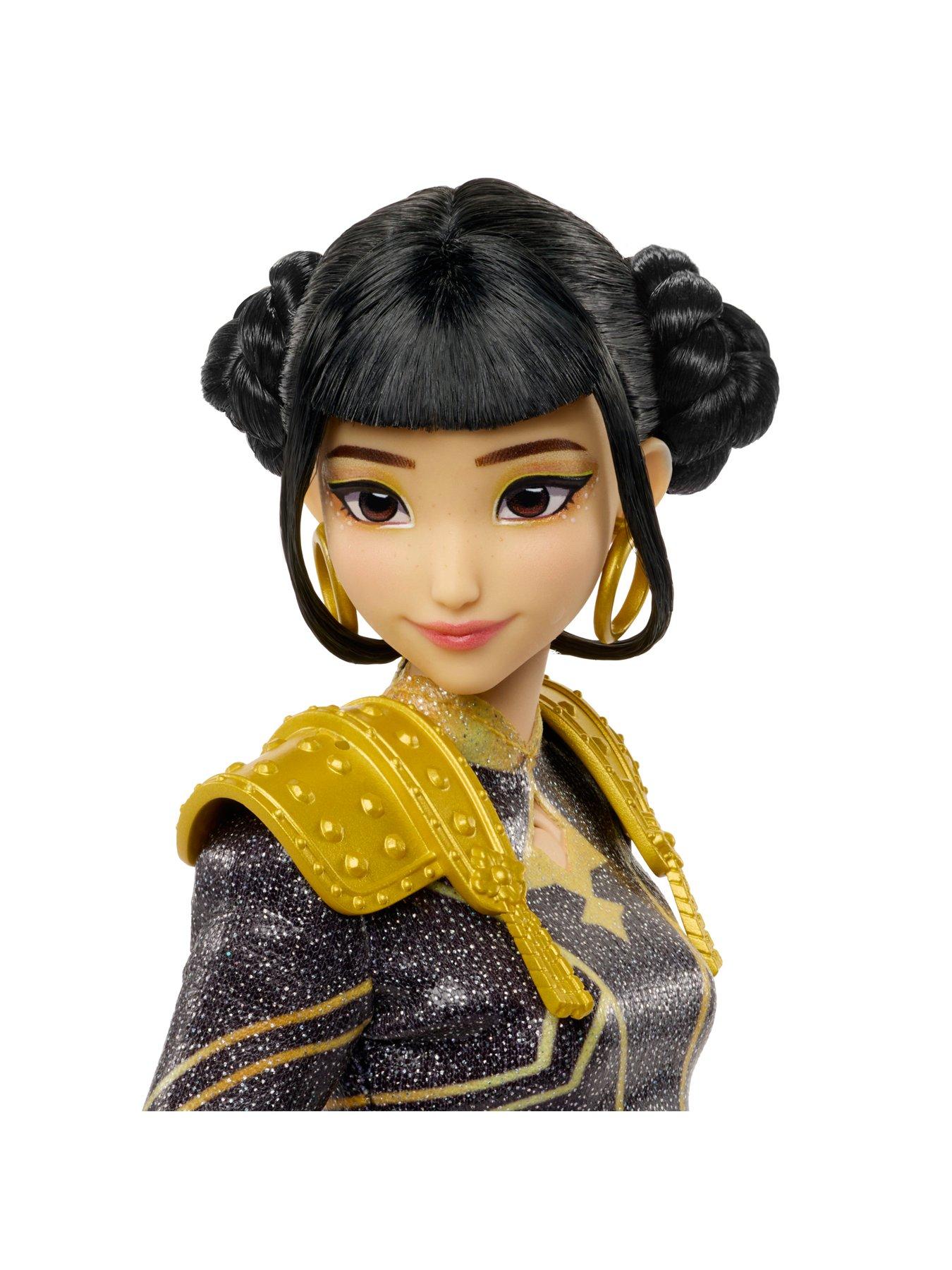 Image 4 of 7 of K-Pop Demon Hunters Press-To-Sing Zoey Singing Doll