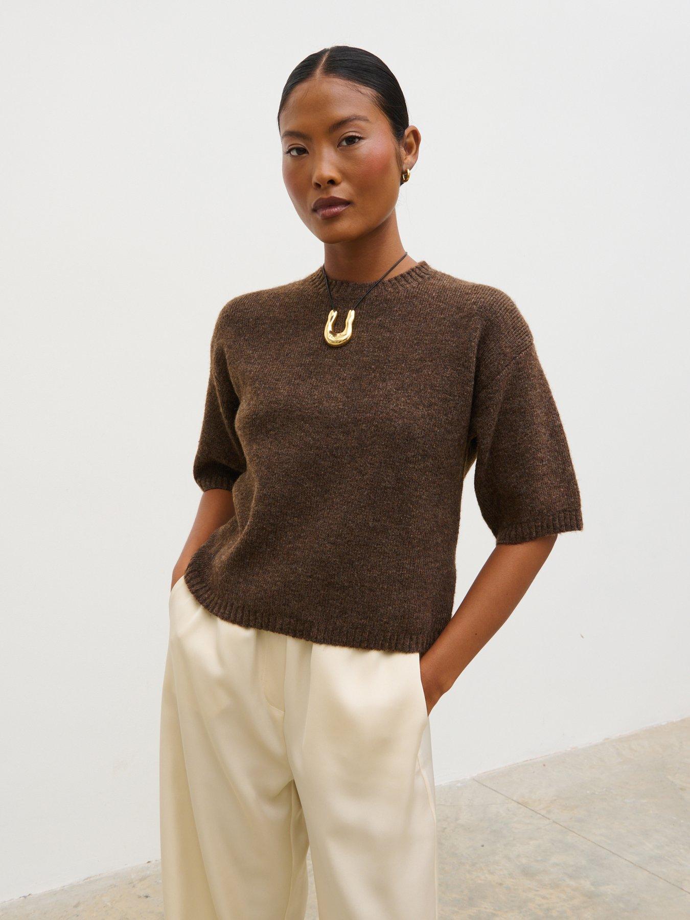 Pretty Lavish Gisella Short Sleeve Knit Top - Brown