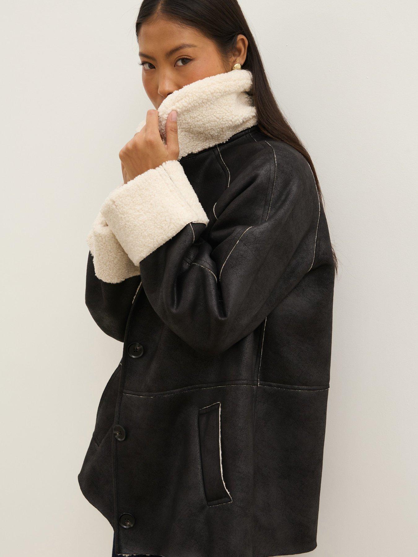 Image 3 of 4 of Pretty Lavish Womens Sawyer Faux Suede Borg Lined Aviator Coat - Black