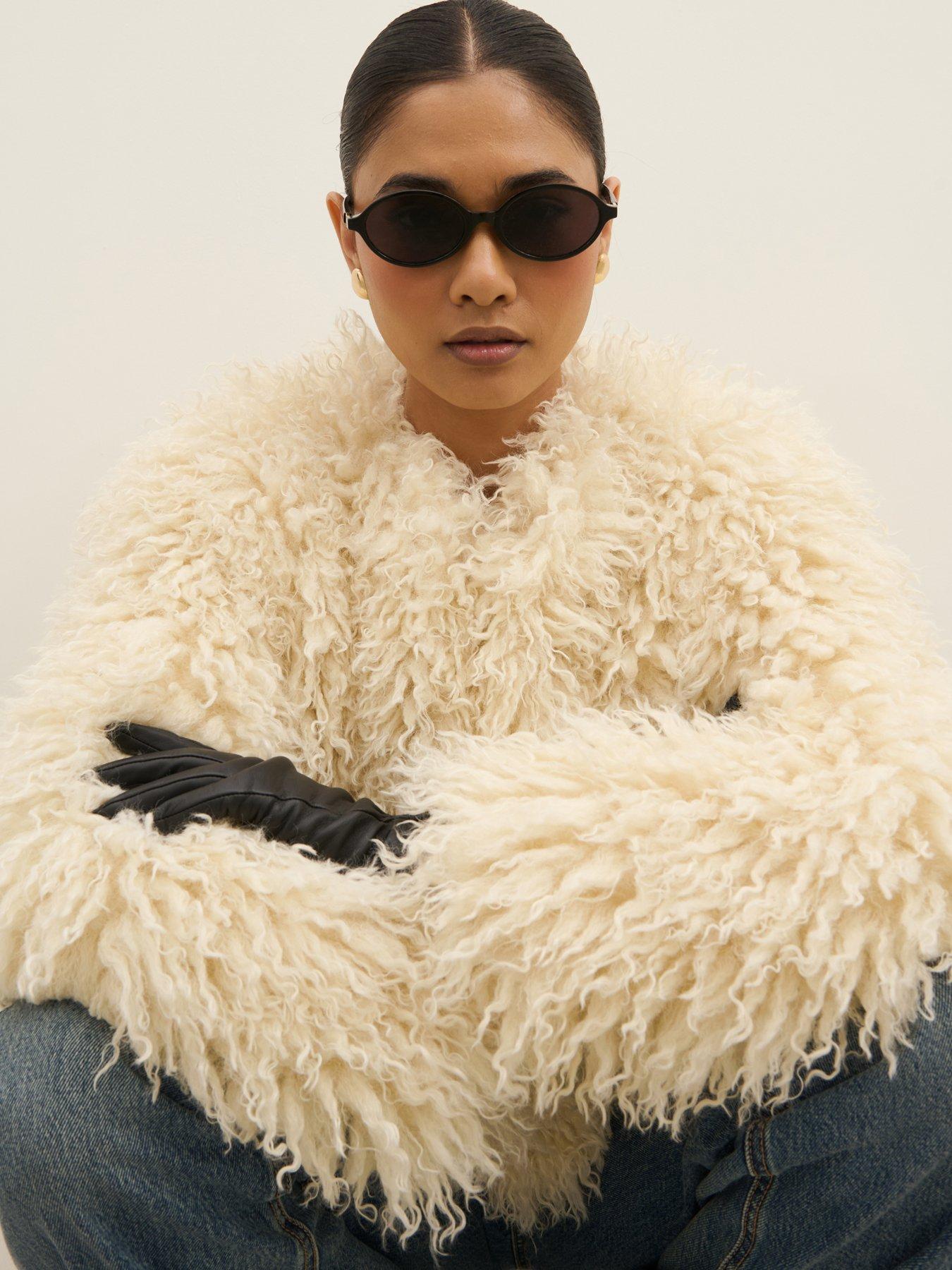 Image 5 of 5 of Pretty Lavish Womens Irie Shaggy Faux Fur Open Front Coat - Cream
