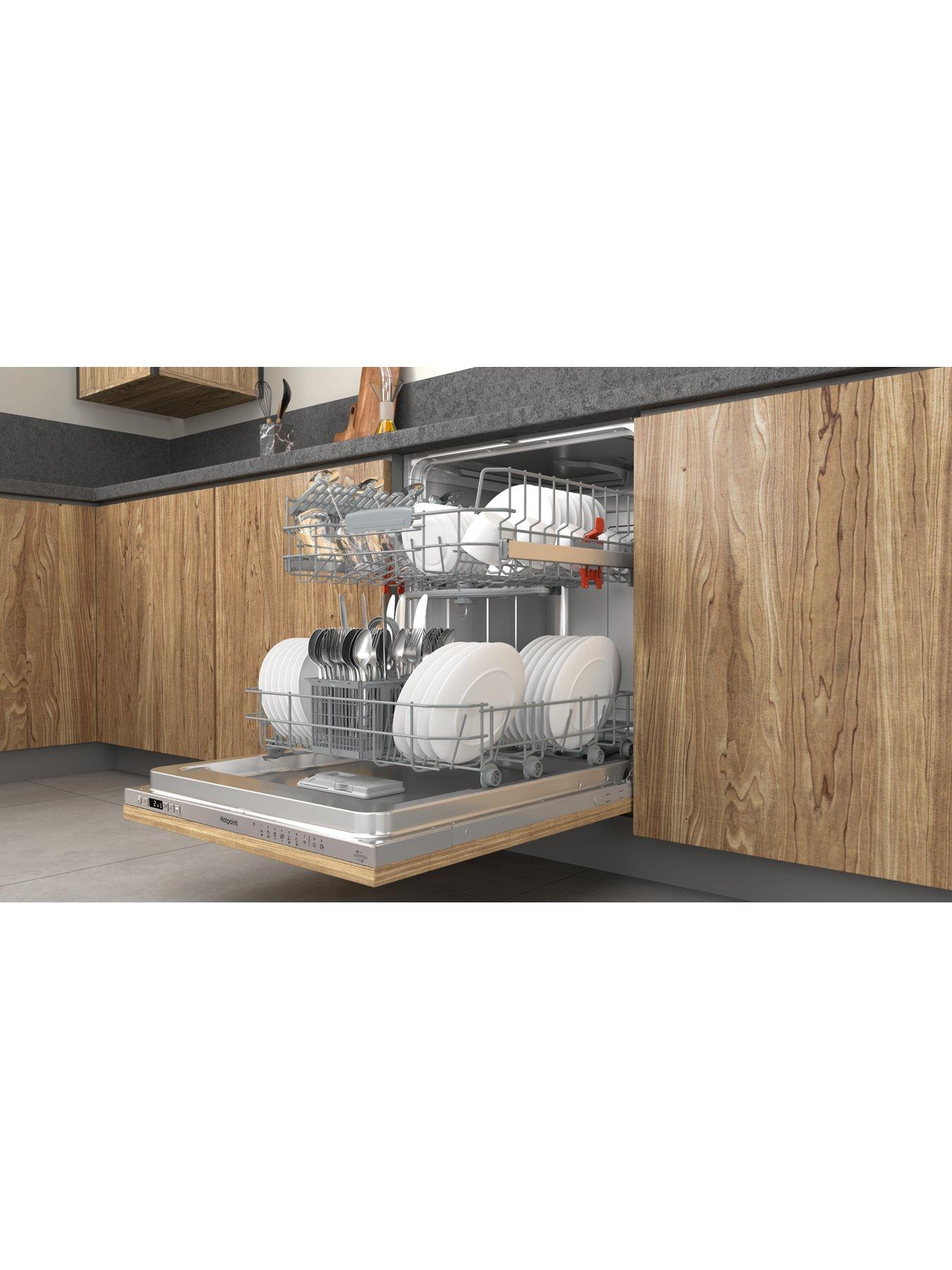 Image 3 of 7 of Hotpoint HP2IFC14BN6UK Integrated Full Size Dishwasher with ActiveDry