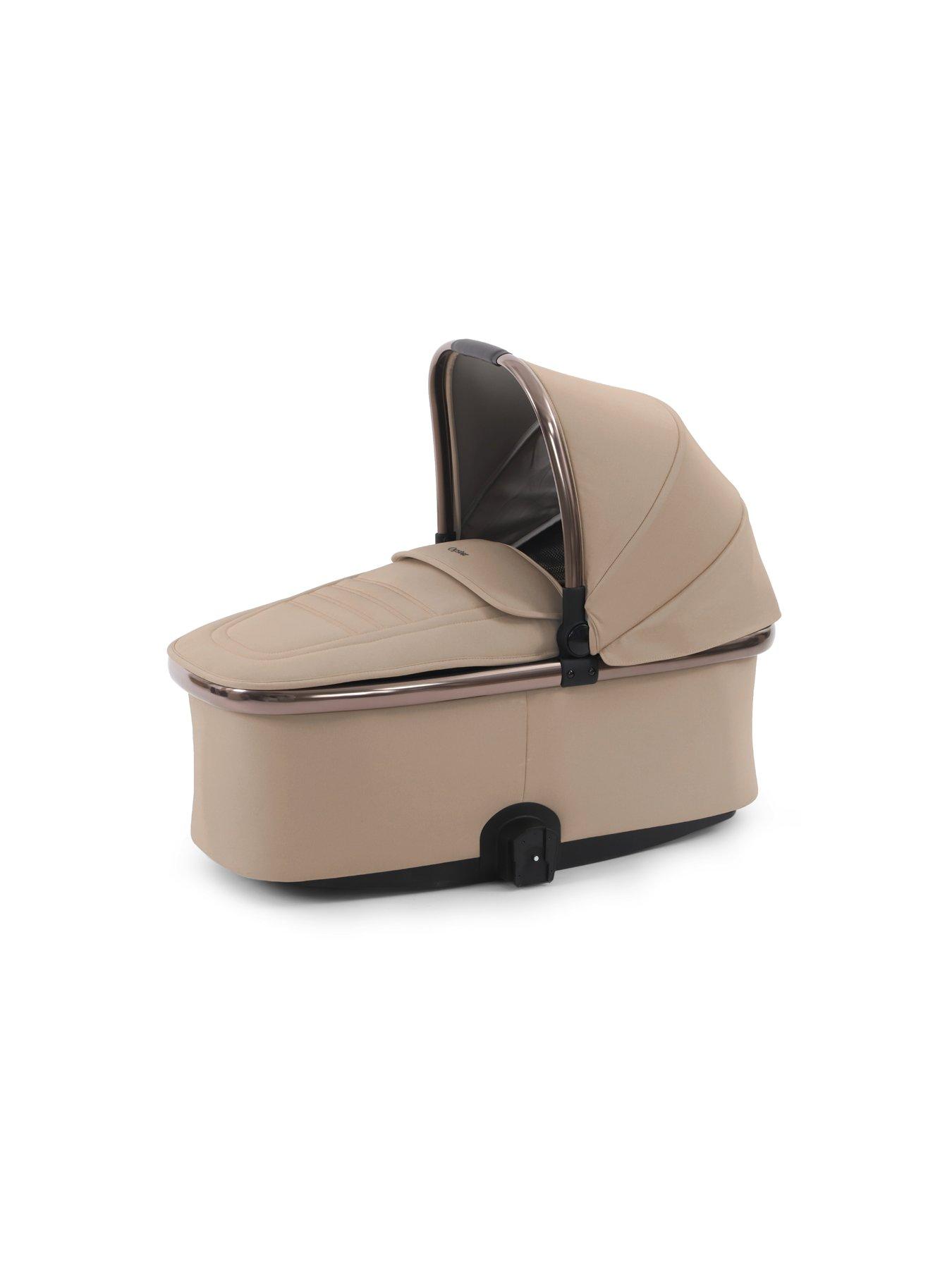 Image 3 of 6 of Oyster 4 Luxury Pushchair Bundle - Fawn