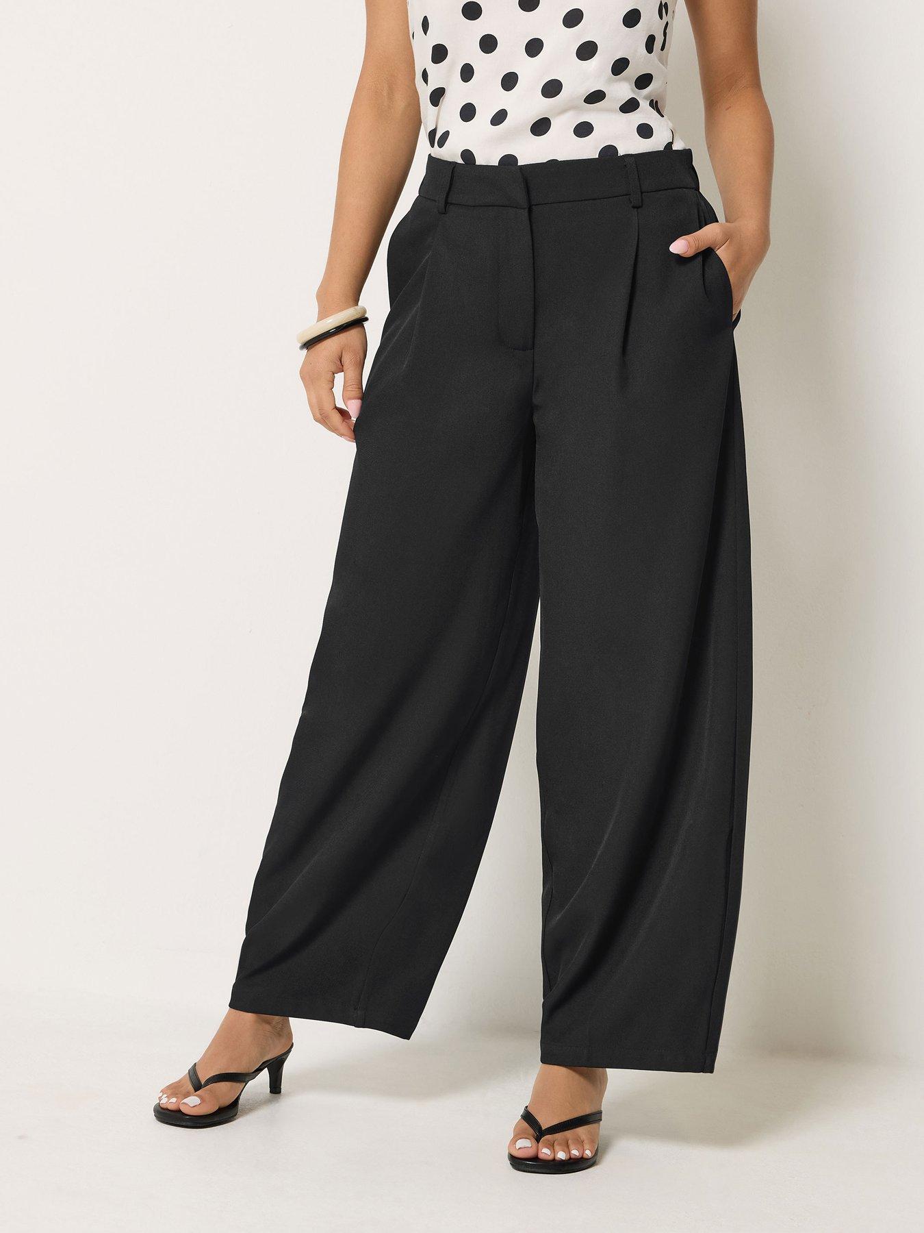 Image 3 of 4 of PixieGirl Petite Barrel Leg Trousers - Black