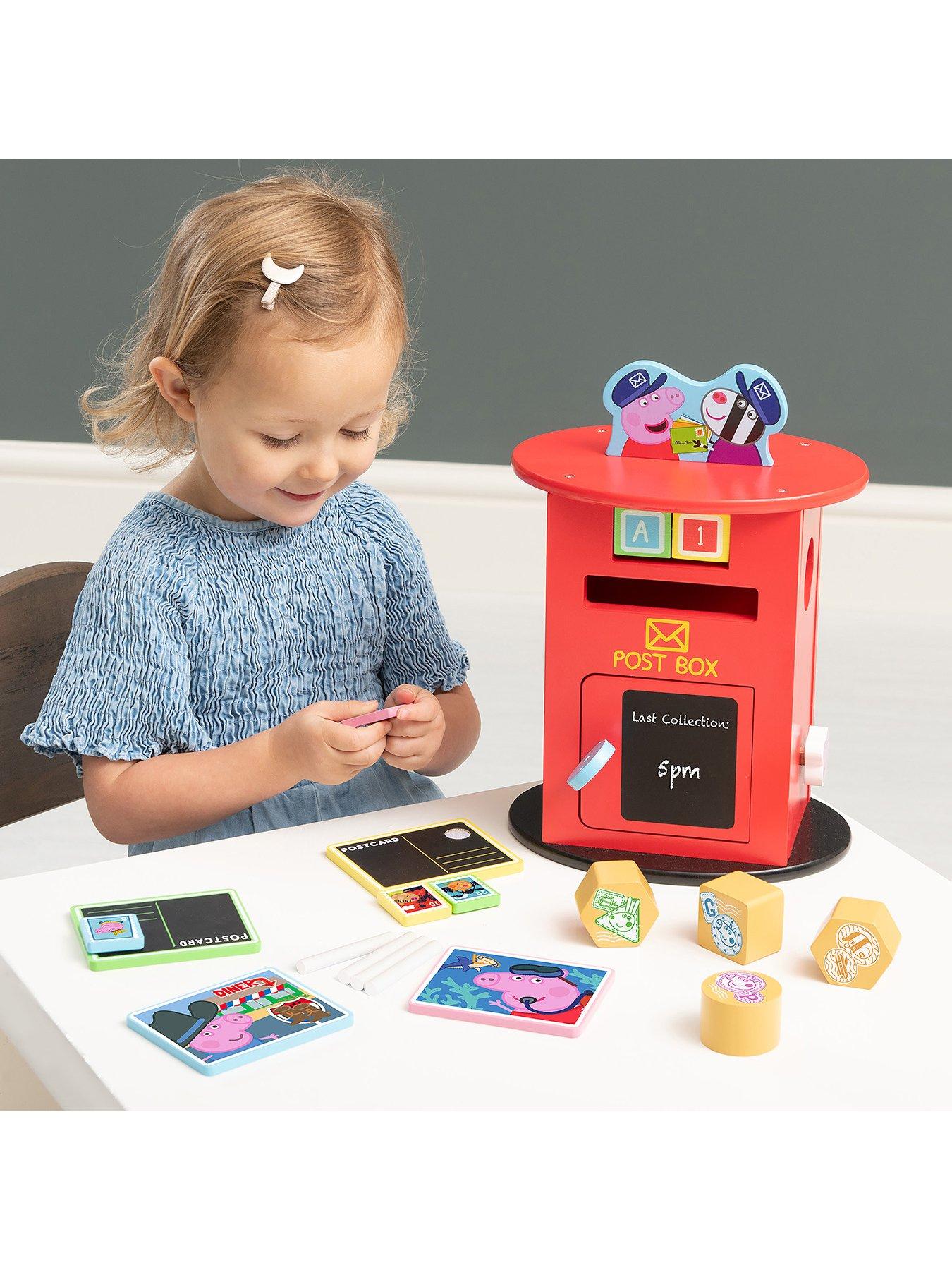 Image 2 of 5 of Peppa Pig Post With Peppa