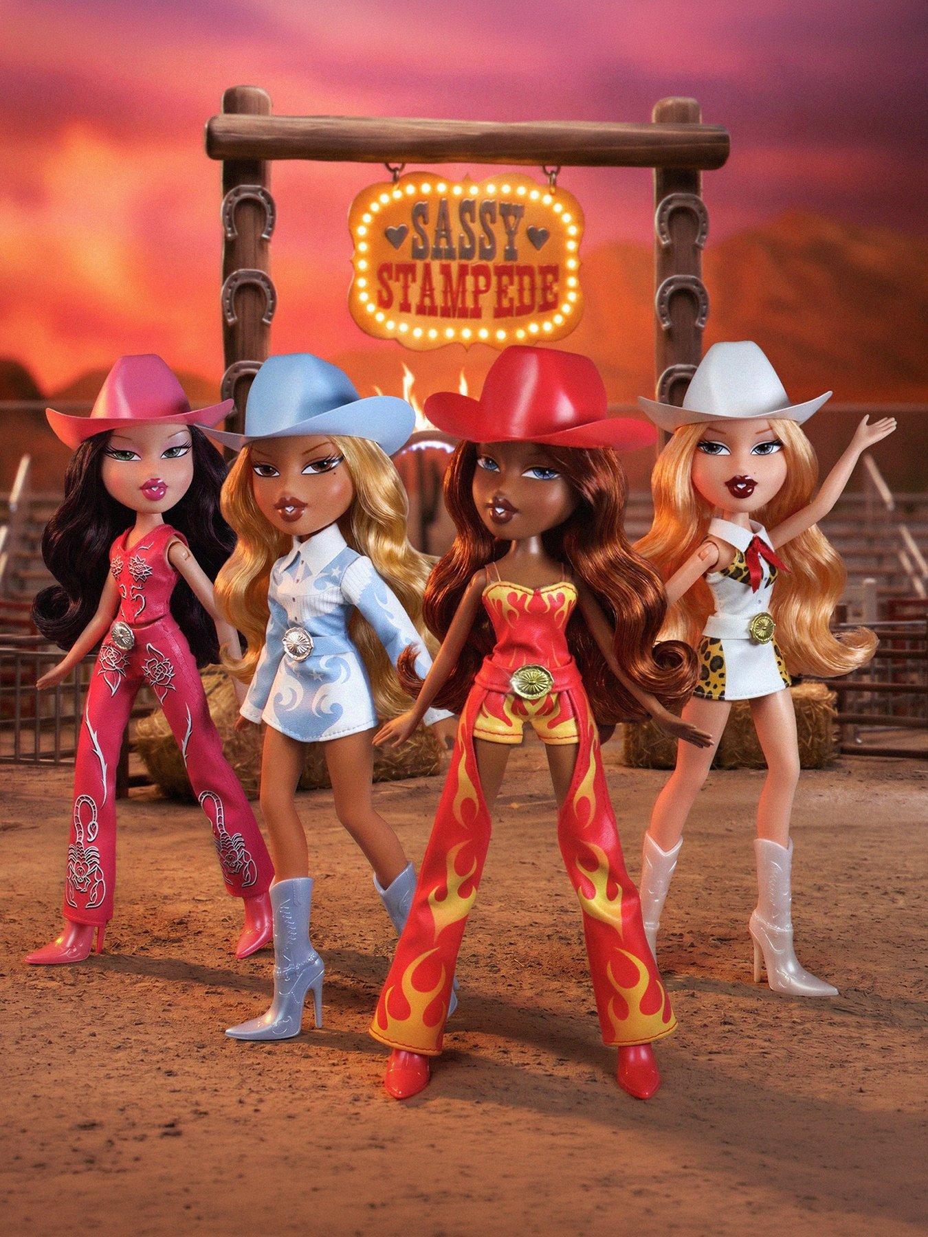 Image 7 of 7 of Bratz Sassy Stampede Doll - Jade