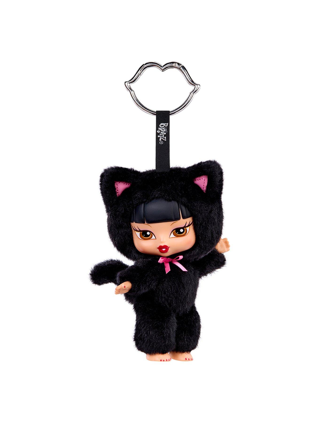Image 4 of 8 of Bratz iez - Iconz