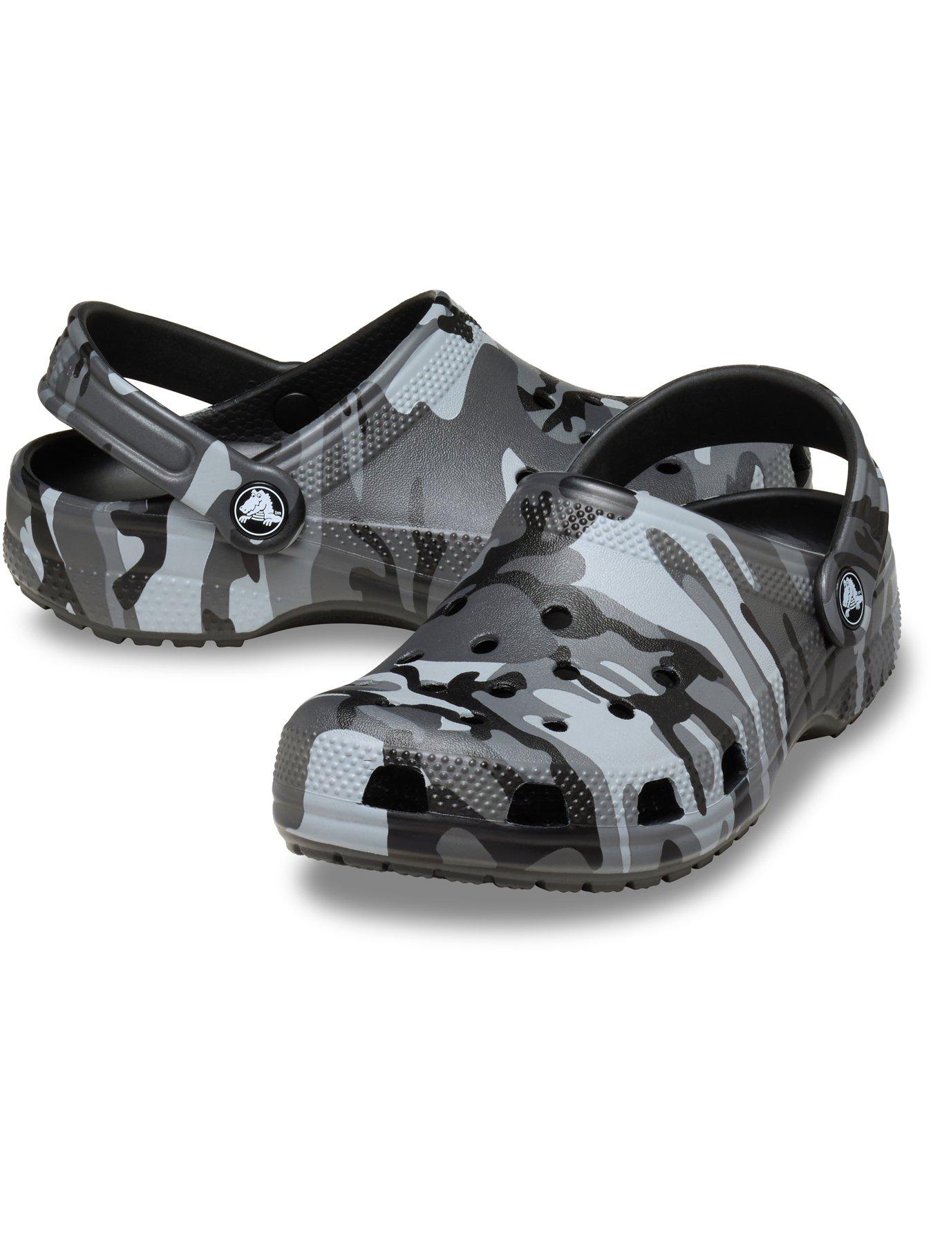 Image 6 of 7 of Crocs Junior Classic Camouflage Clog - Black/slate Grey