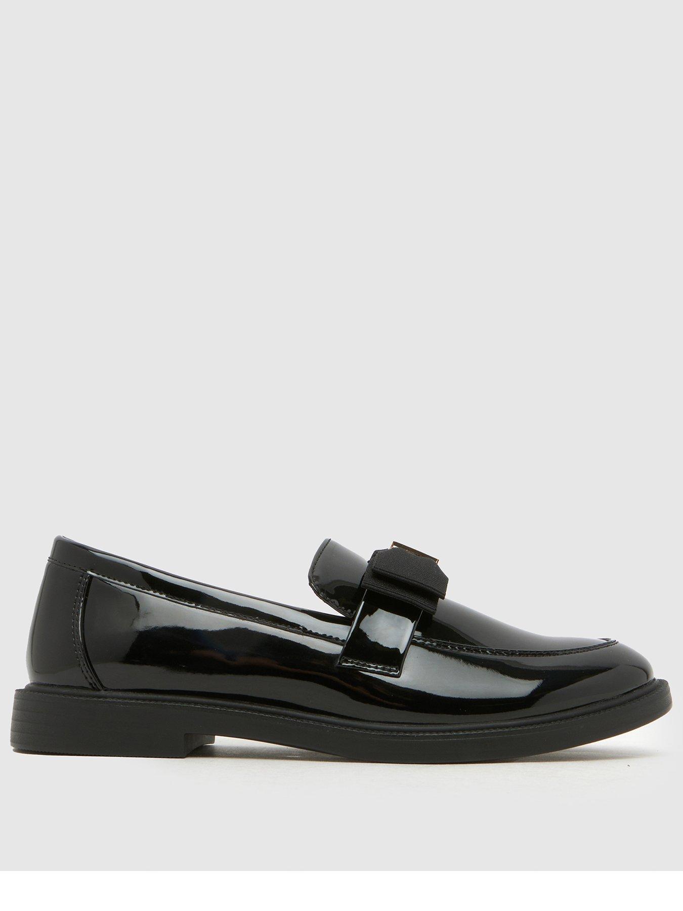 Schuh Lake Bow Loafer