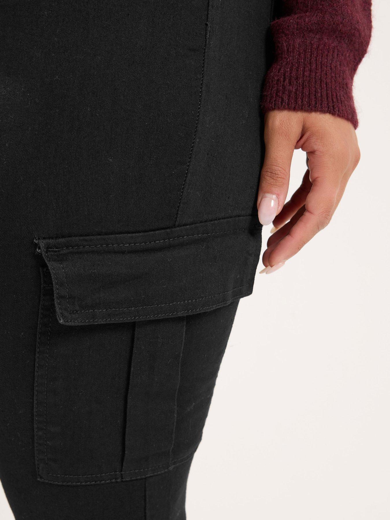 Image 4 of 4 of Yours Curve Cargo Pocket 28" Jeggings - Black