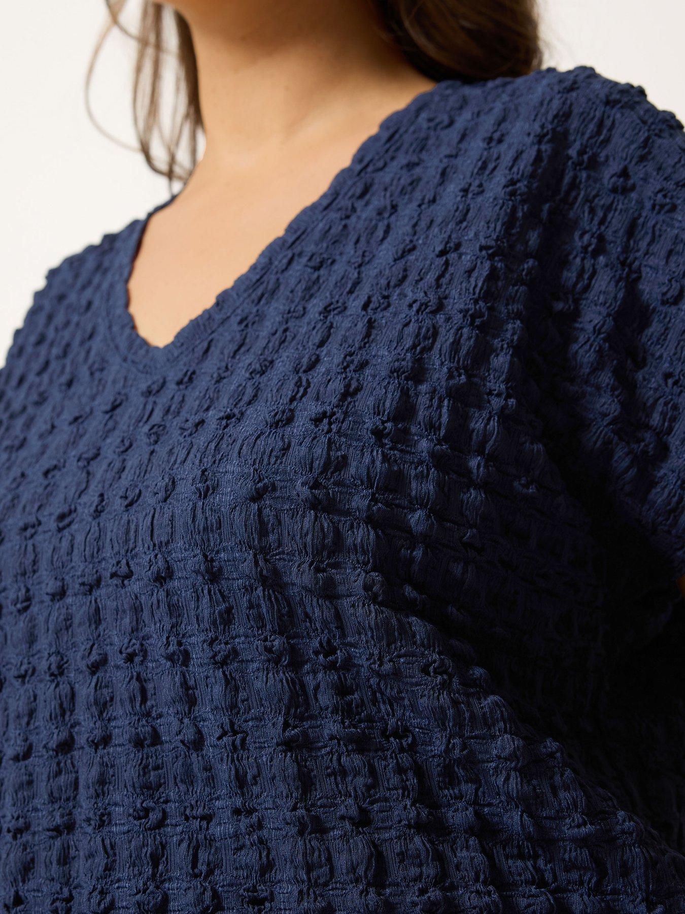 Image 4 of 4 of Yours Curve Bubble Texture Top - Blue