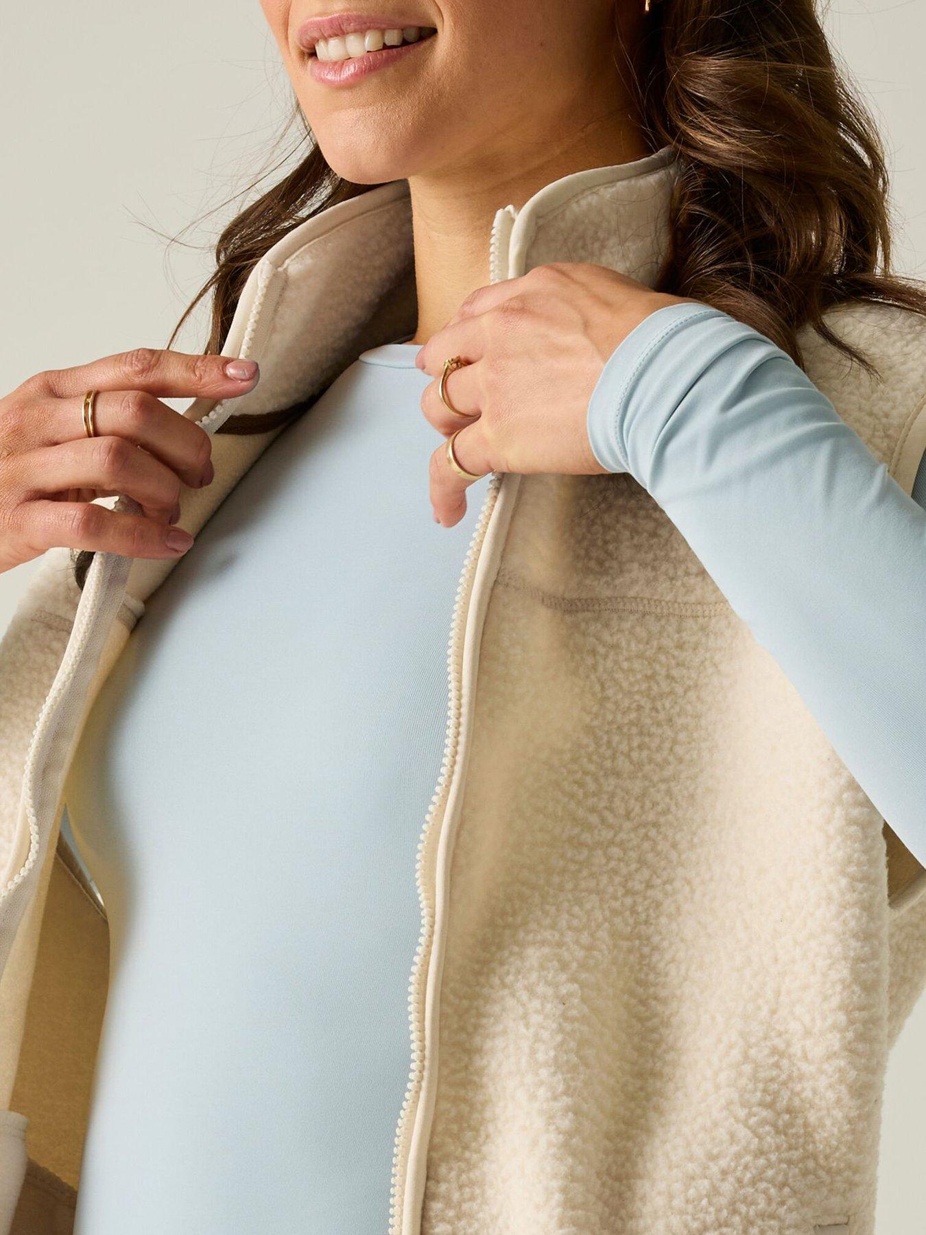 Image 6 of 7 of Regatta Womens Frankie Borg Zip-Through Pockets Gilet - Beige