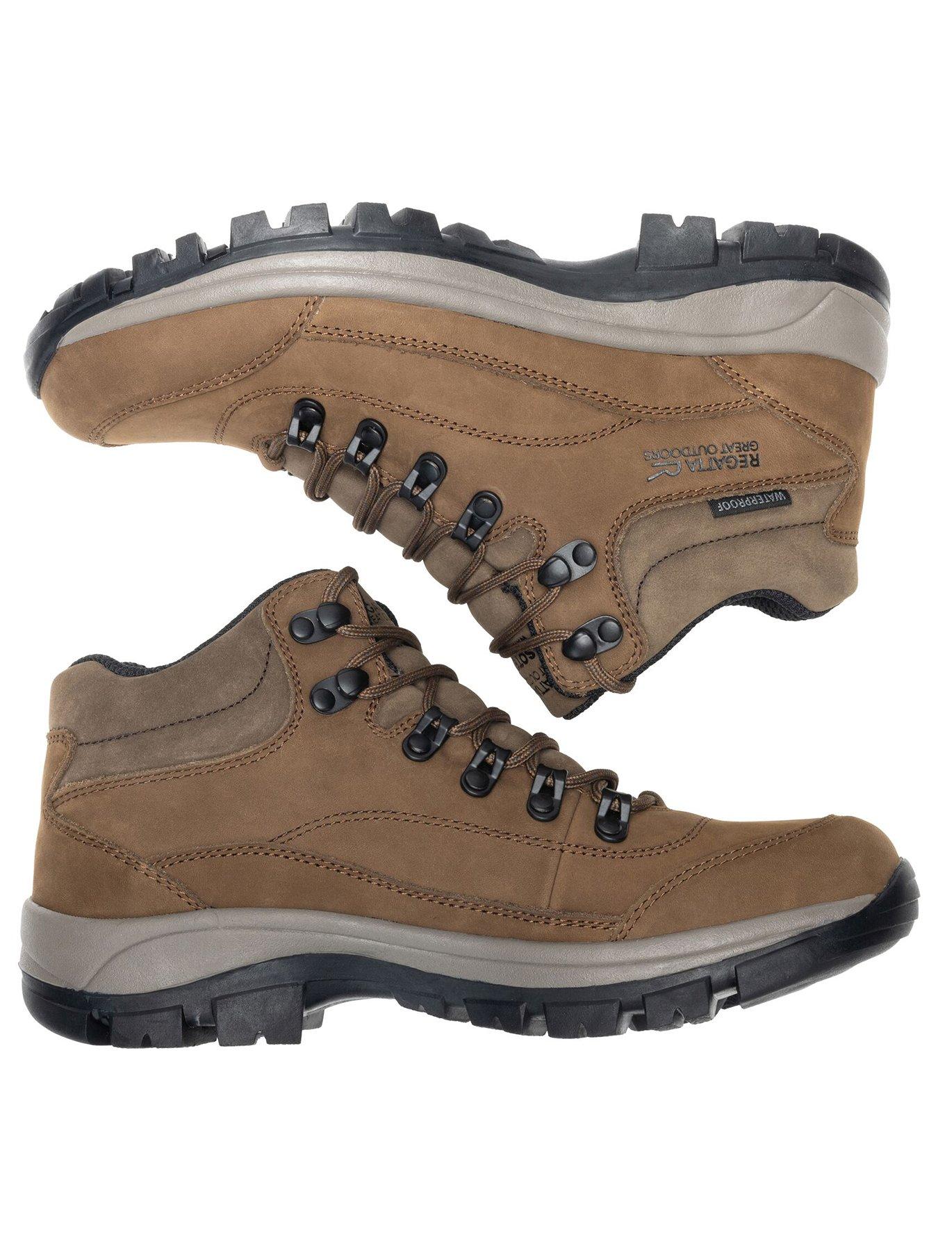 Image 3 of 7 of Regatta Womens Bayton Leather Mid Walking Boots- Brown