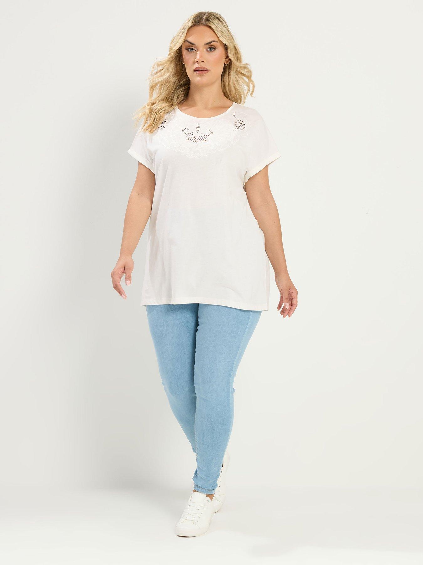 Image 3 of 4 of Yours Curve Yoke Detail T-Shirt - White