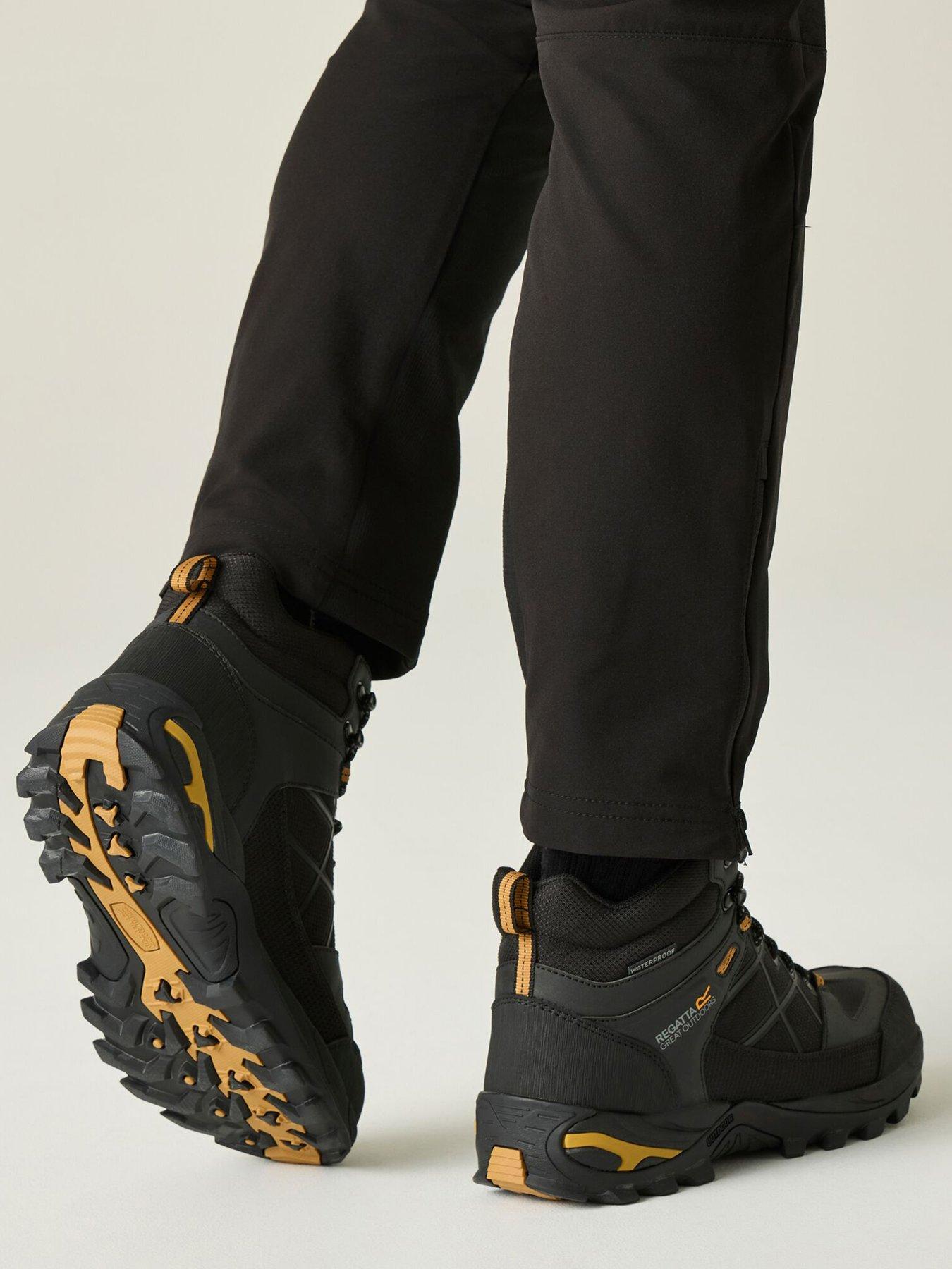 Image 7 of 7 of Regatta Mens Samaris Iii Walking Boots -black / Ash / Wood