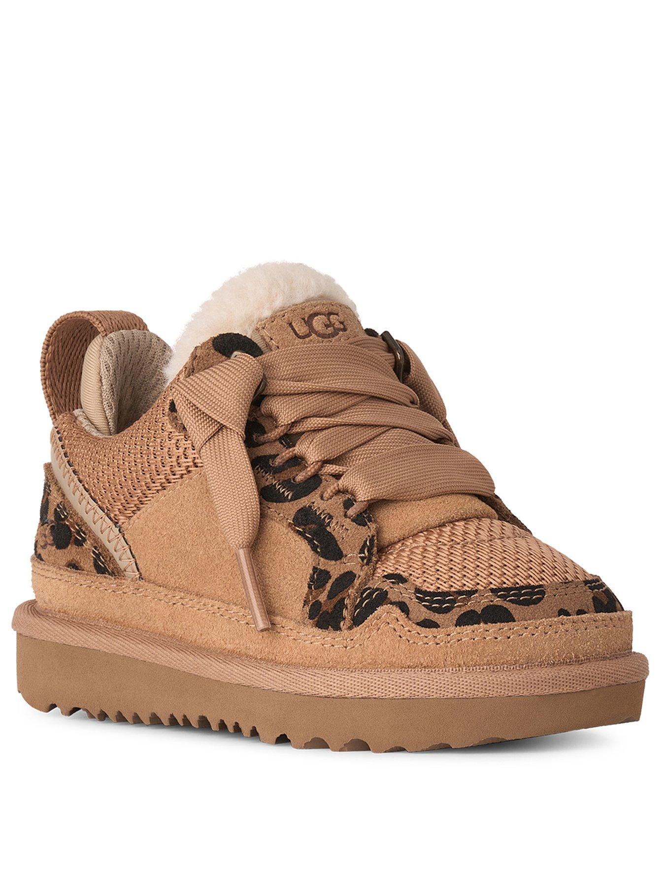 Image 2 of 6 of UGG Lowmel Spotted - Tan