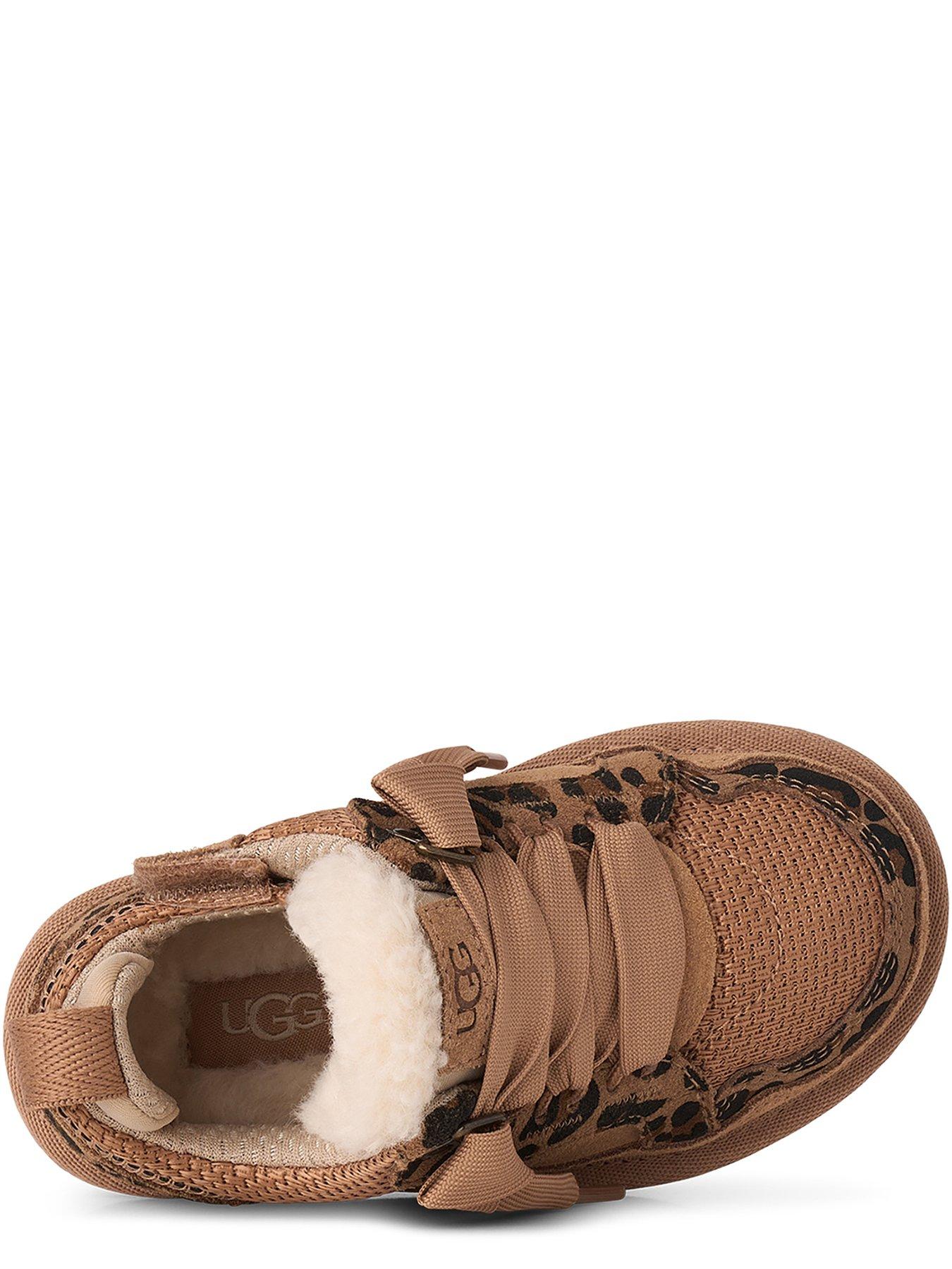 Image 4 of 6 of UGG Lowmel Spotted - Tan