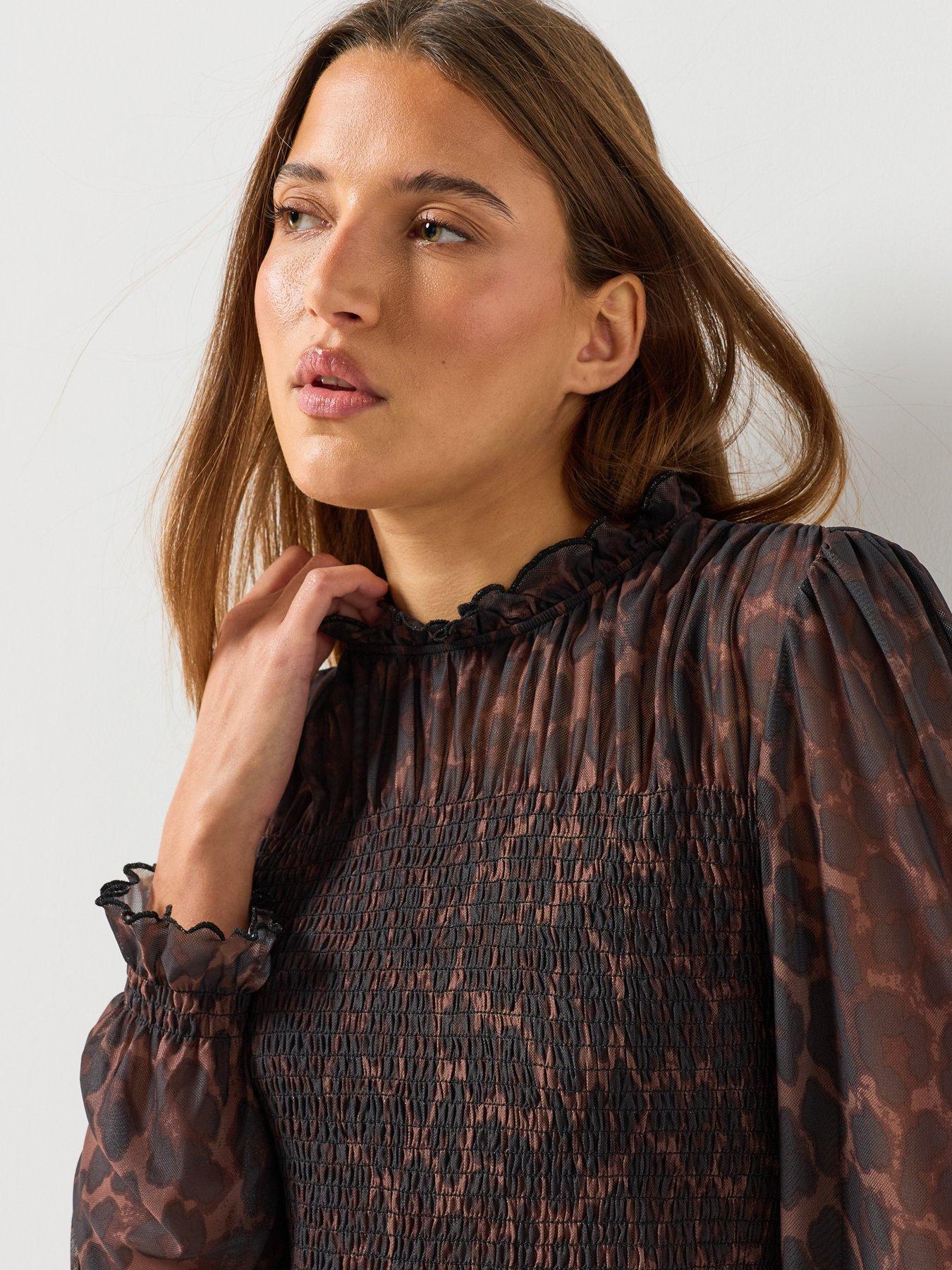 Image 4 of 6 of JDY Jdyelsa Life L/s Smock Top Jrs