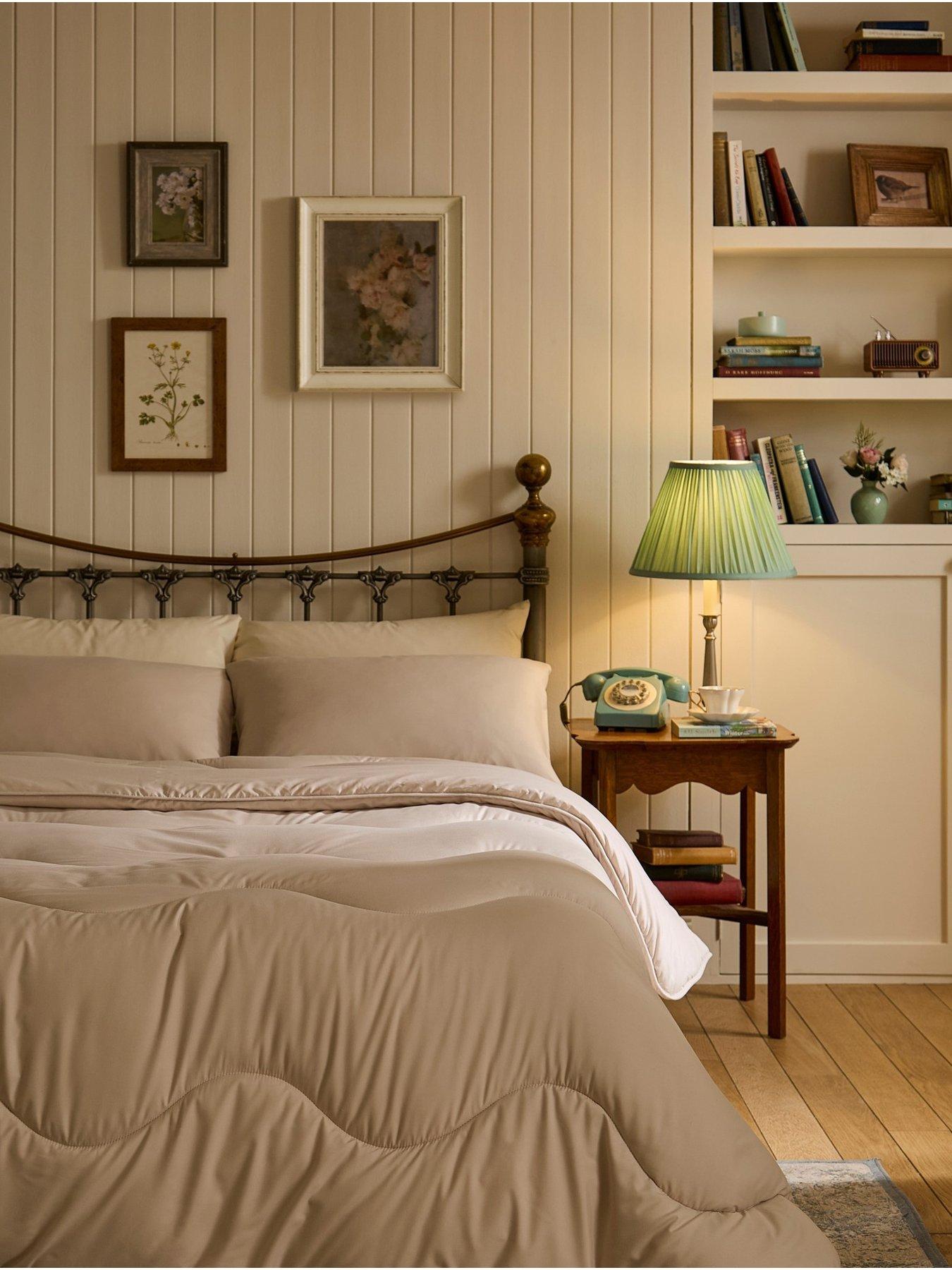 Night Lark Plain Dye - Natural Oat Coverless Summer Duvet 4.5Tog