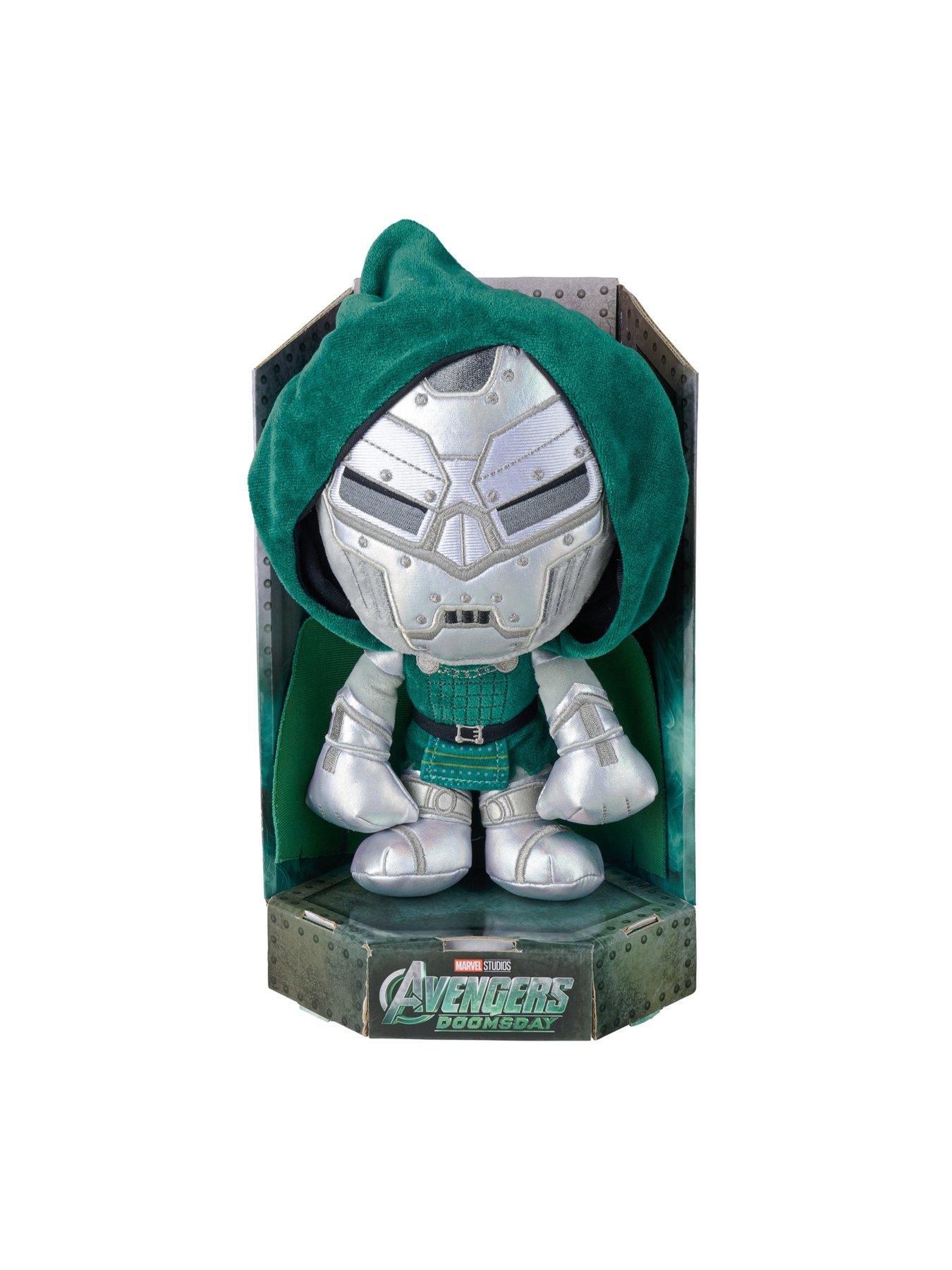 Image 3 of 4 of Marvel Avengers Avengers Doomsday - Doctor Doom 25cm