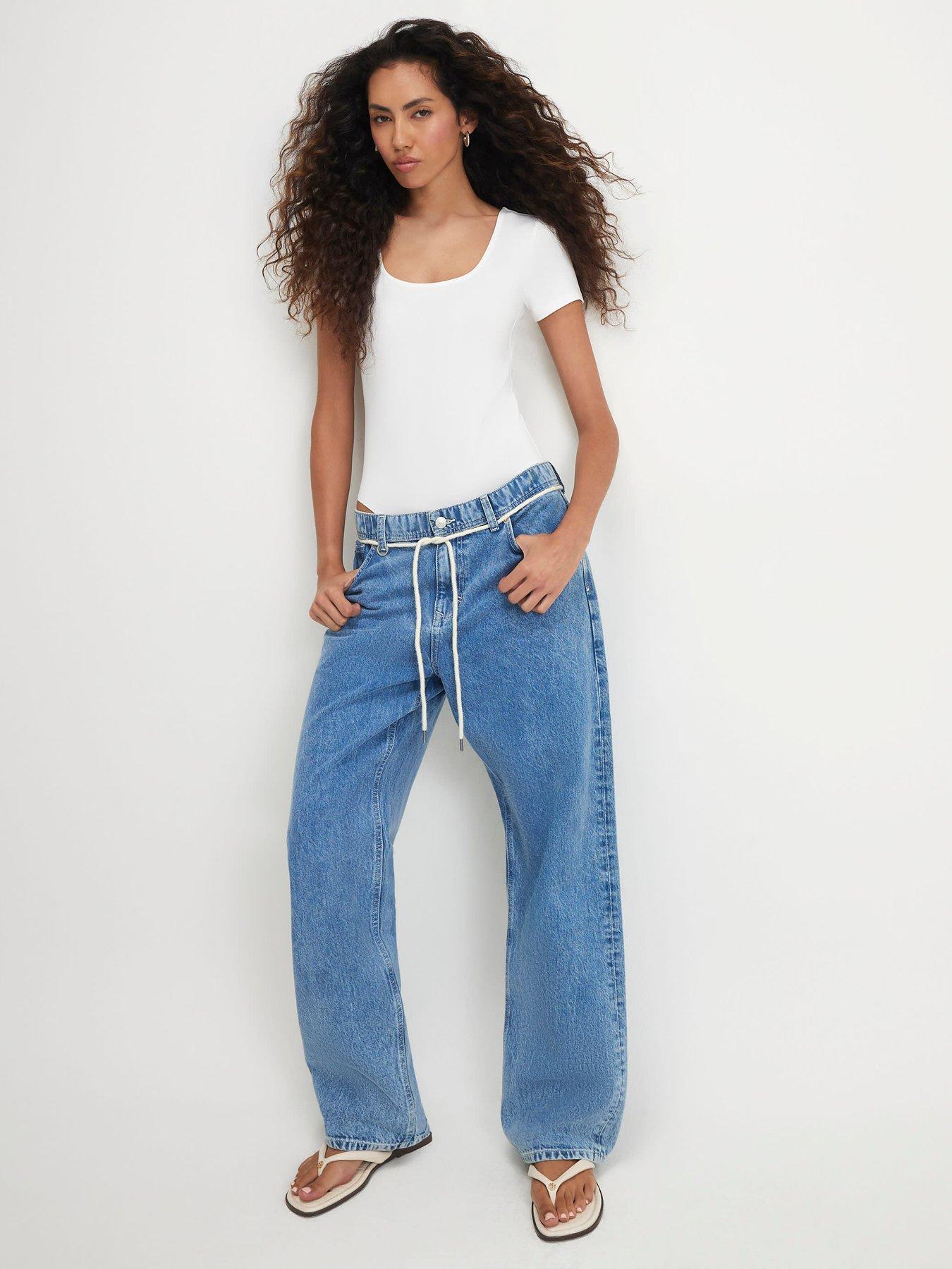 Image 1 of 6 of River Island Short Sleeve Scoop Neck Bodysuit - White