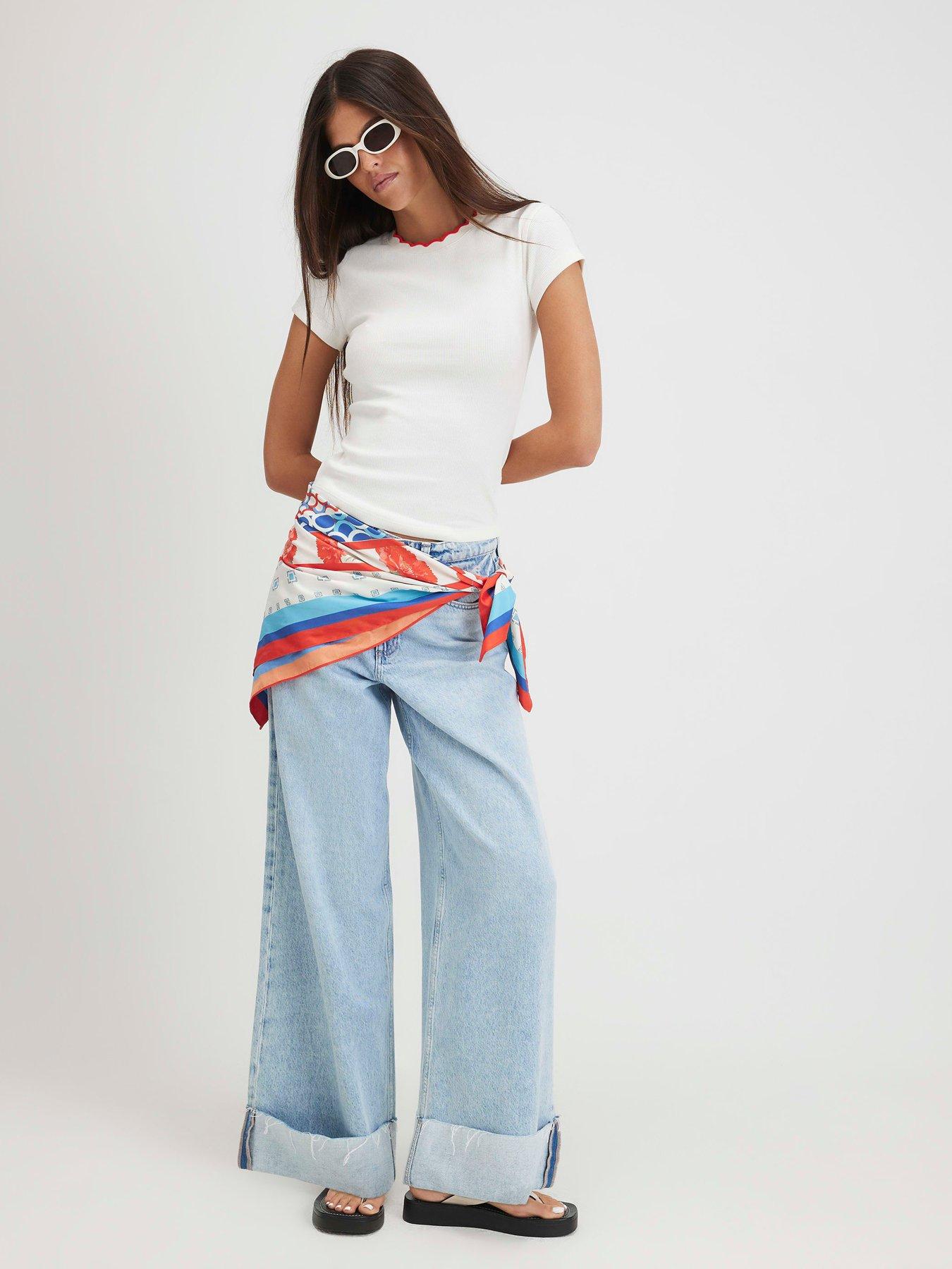 Image 3 of 6 of River Island Scallop Trim T-Shirt - White