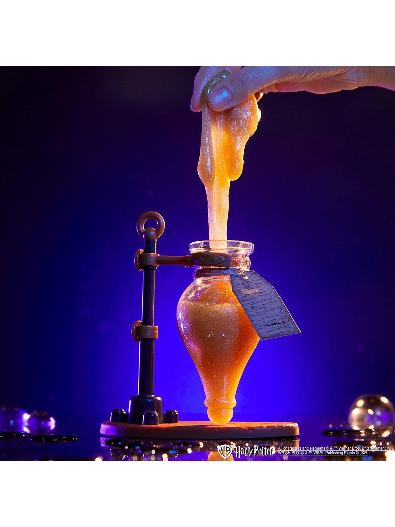 Image 2 of 8 of Harry Potter Potions Class Slime Kit