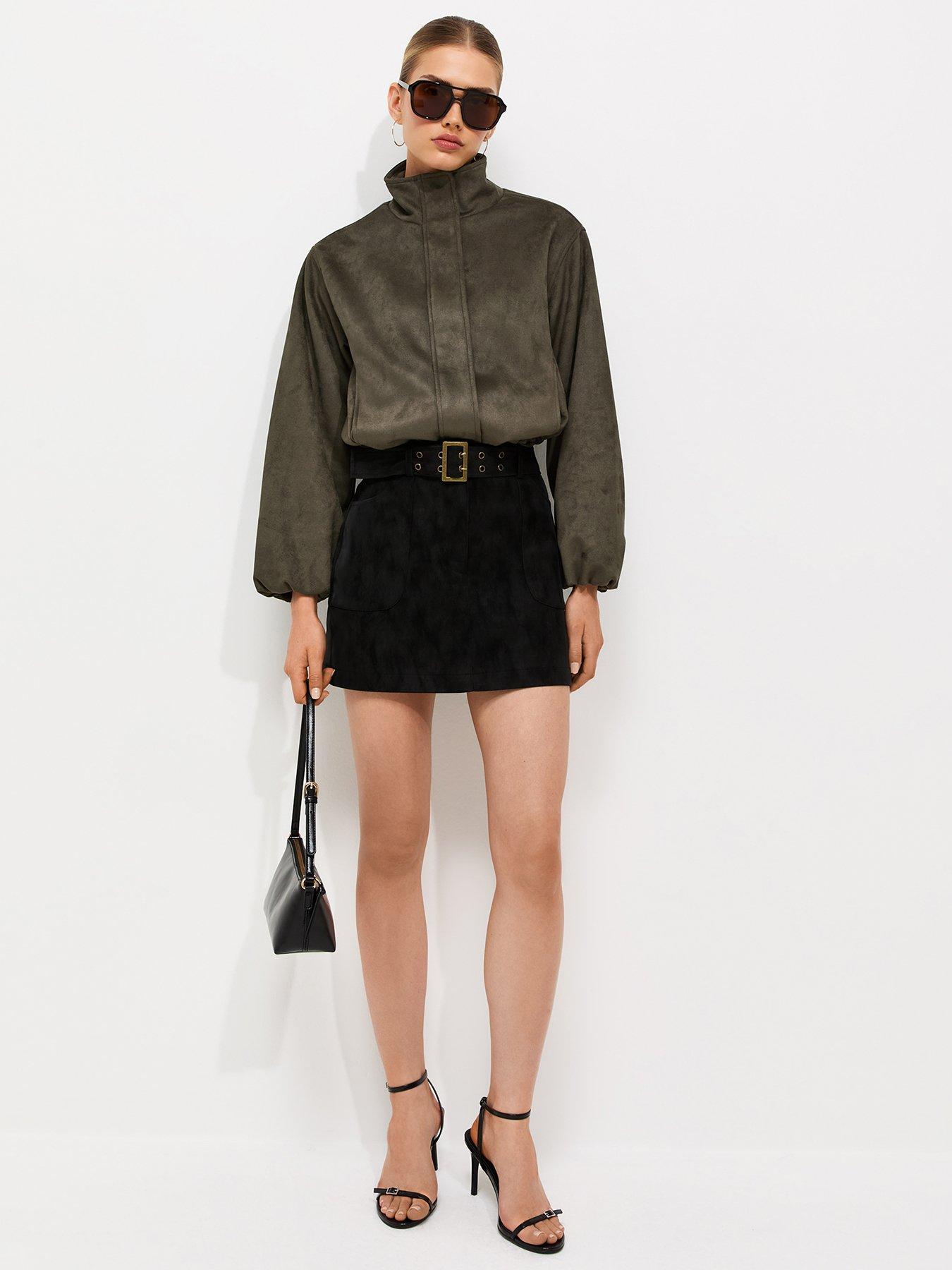 Image 3 of 6 of New Look Faux Suede Bubble Hem Jacket - Green