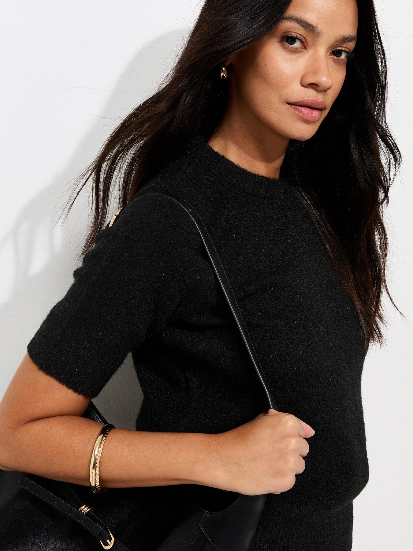 Image 4 of 6 of New Look Short Sleeve Midweight Knit T-Shirt - Black