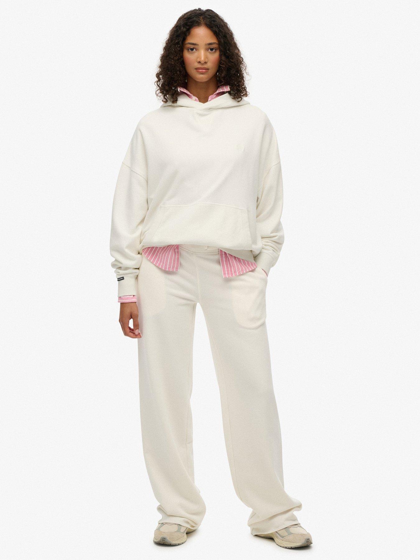 Image 3 of 6 of Superdry Studios Relaxed Hoodie - Off White
