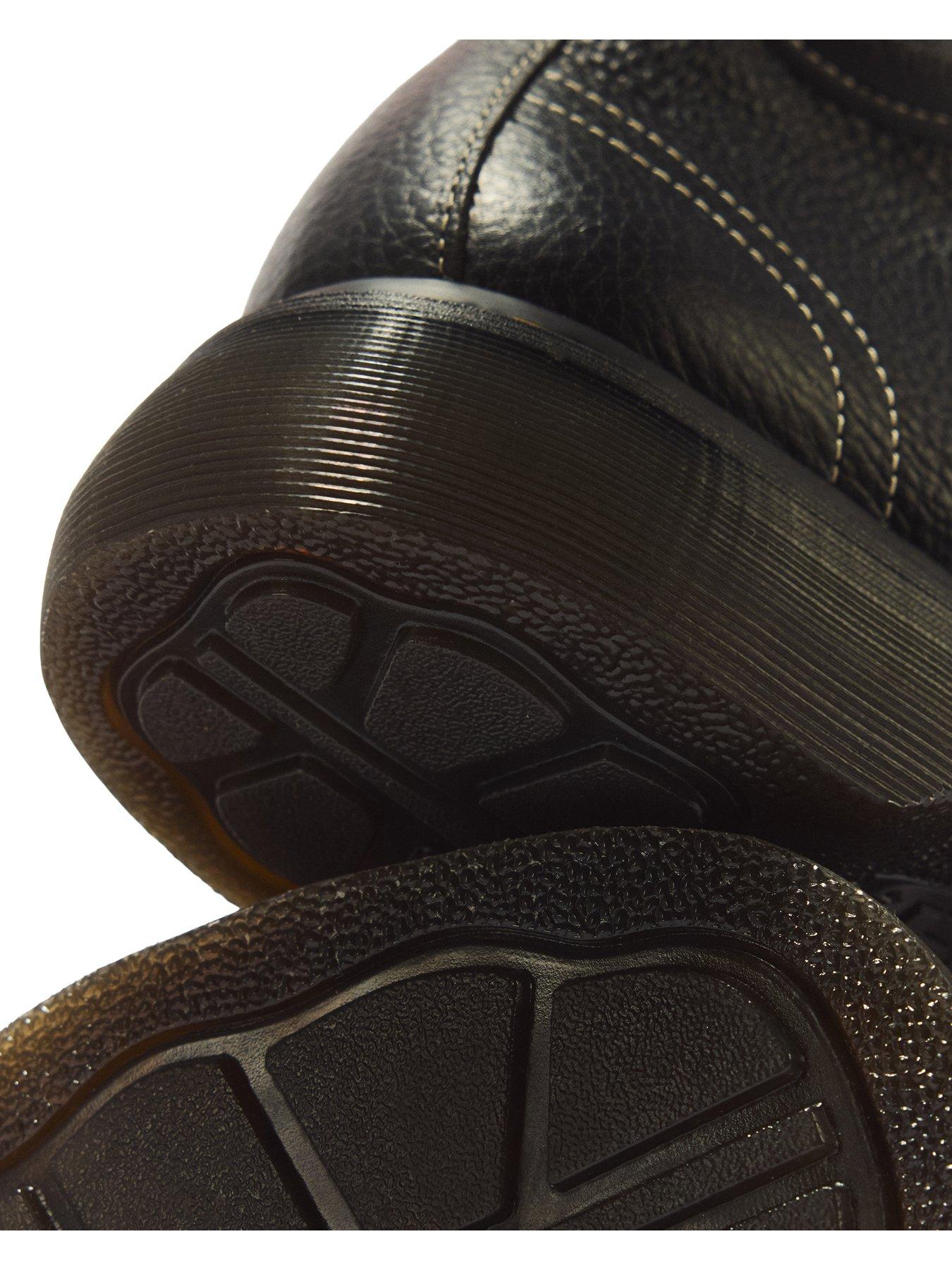 Image 7 of 7 of Dr Martens Buzz 8i 8 Eye Boot - Black