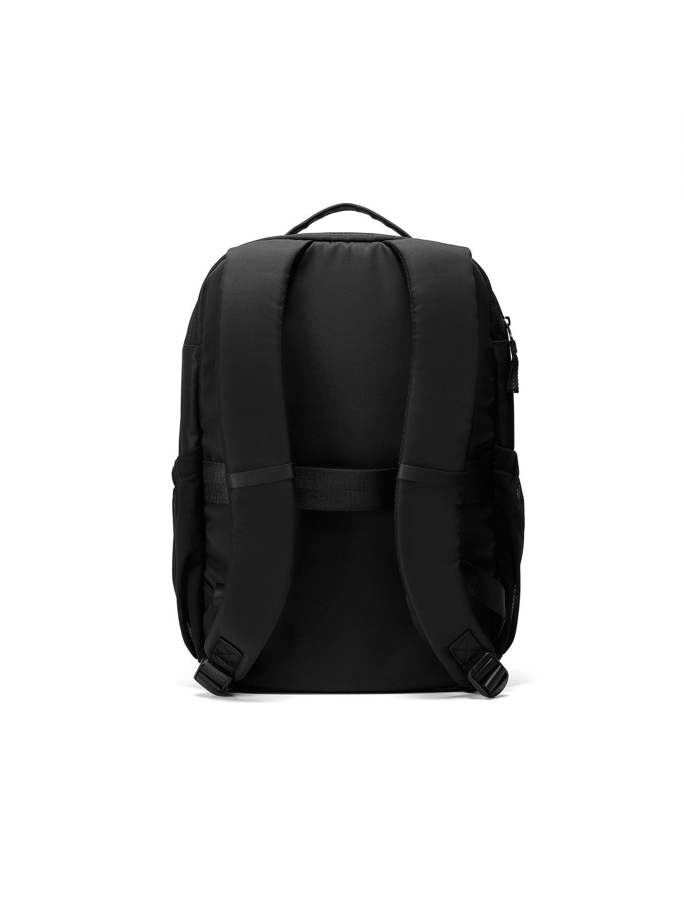 Image 2 of 6 of Clarks Cs Zippa Bp - Black