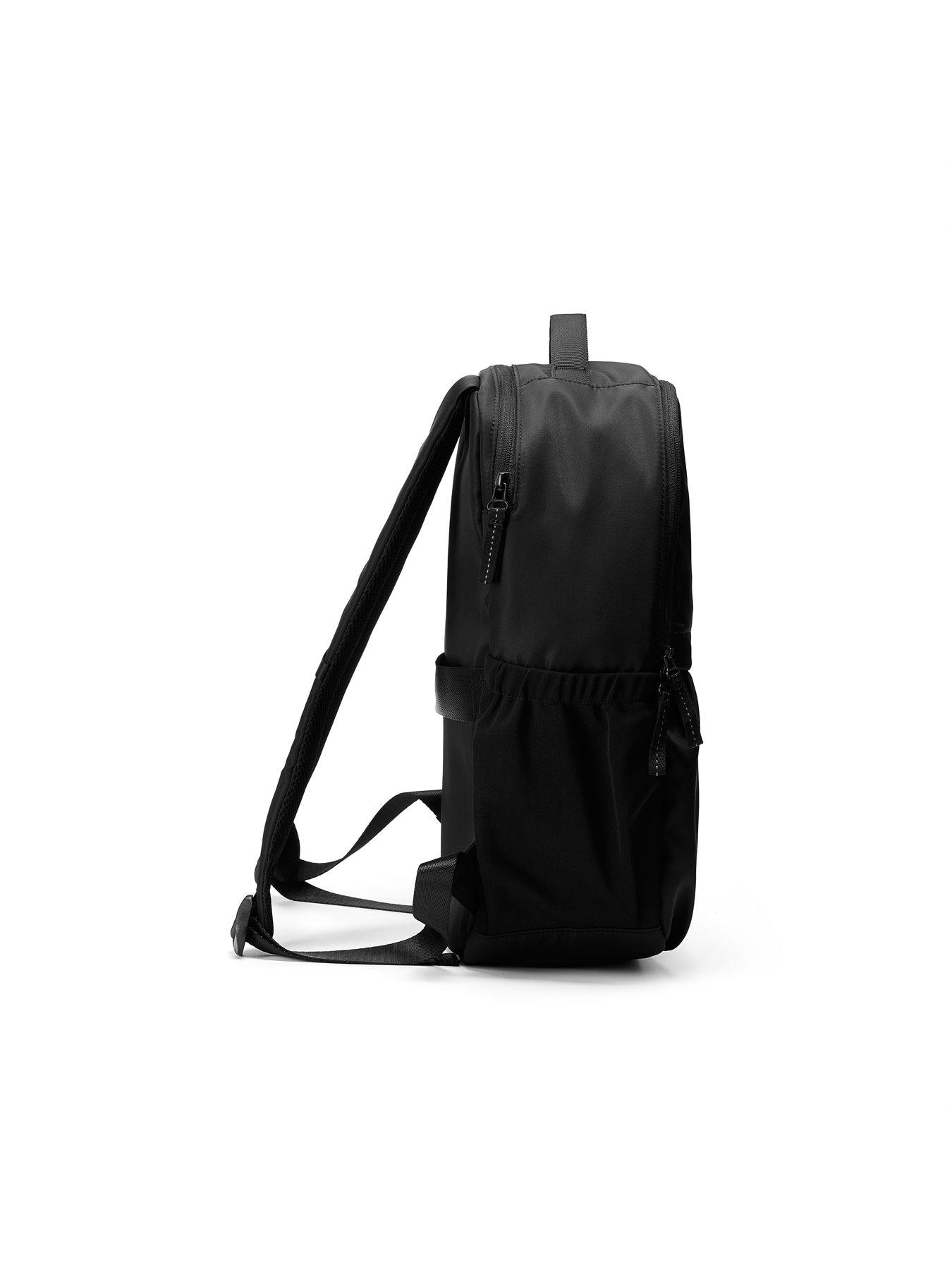 Image 3 of 6 of Clarks Cs Zippa Bp - Black