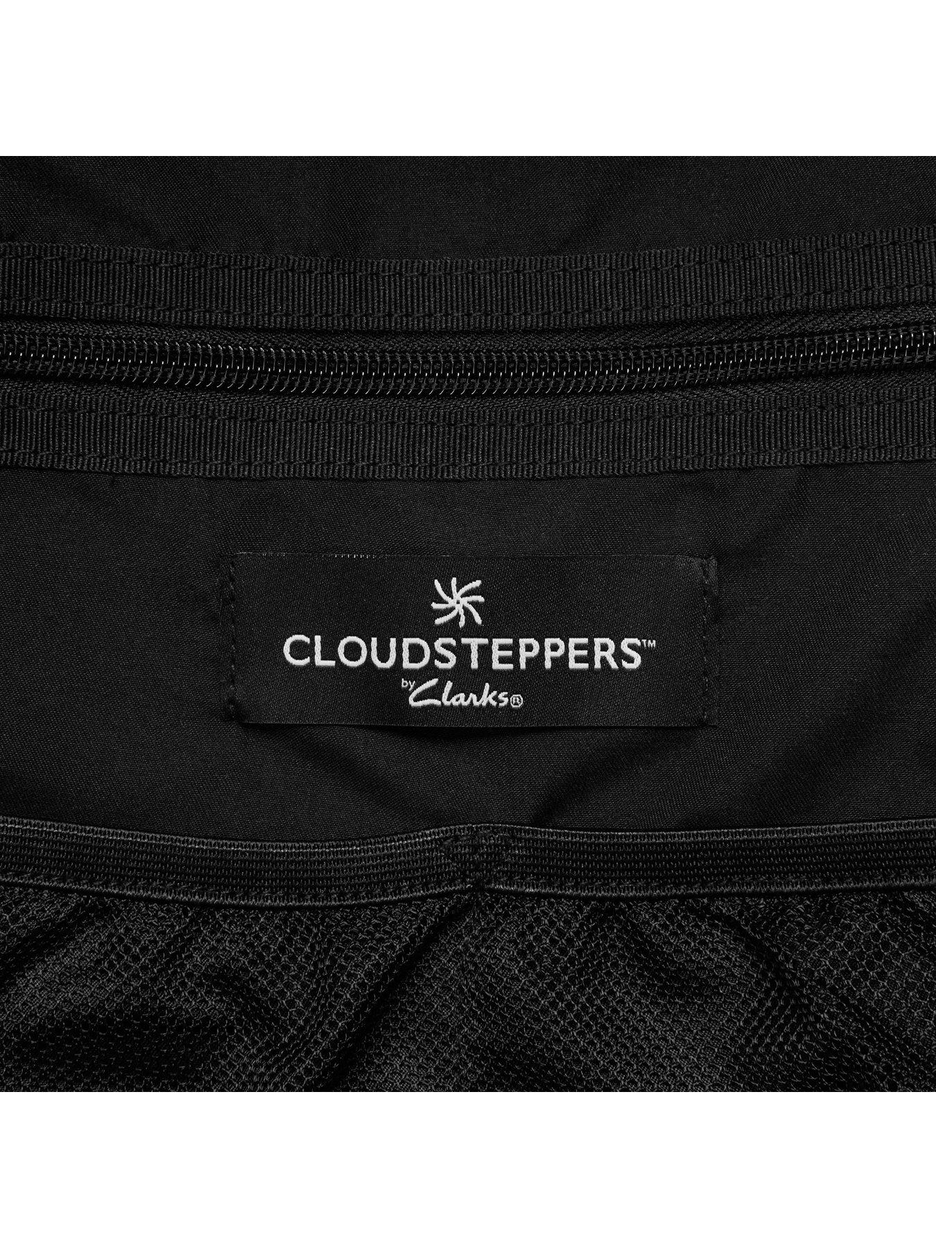 Image 6 of 6 of Clarks Cs Zippa Bp - Black
