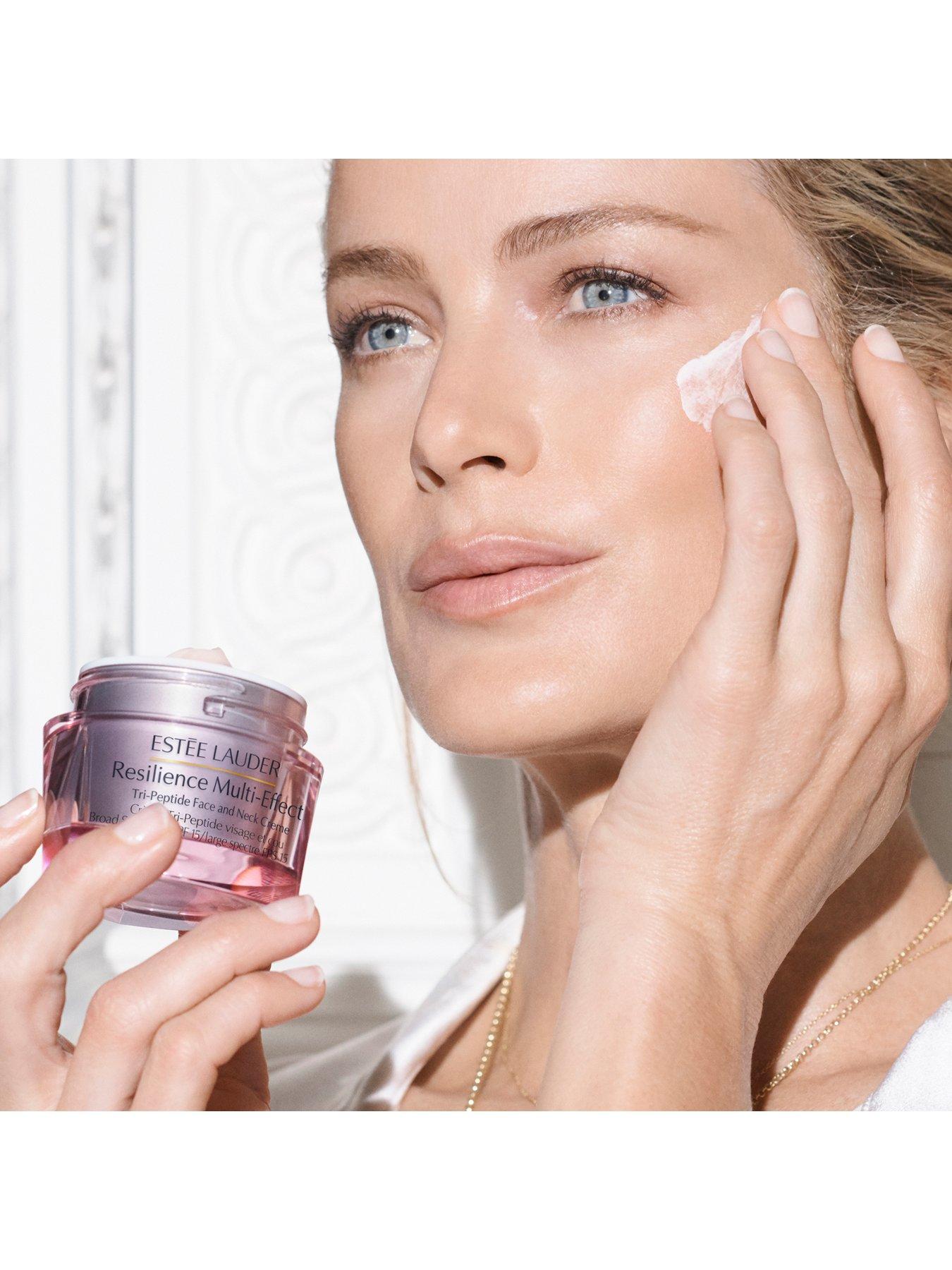 Image 4 of 6 of Estee Lauder Resilience Tri-Peptide Moisturiser SPF 15 Dry Skin 50ml