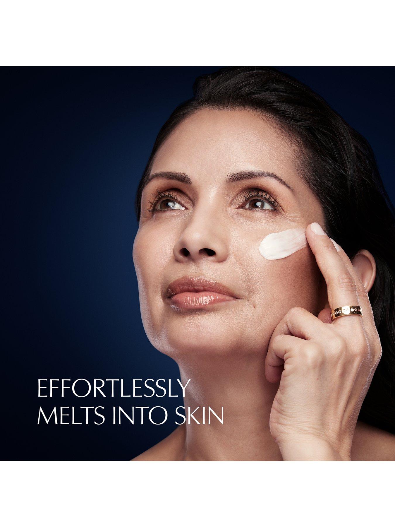 Image 4 of 8 of Estee Lauder Revitalizing Supreme+ Night Power Bounce Creme Moisturiser 75ml