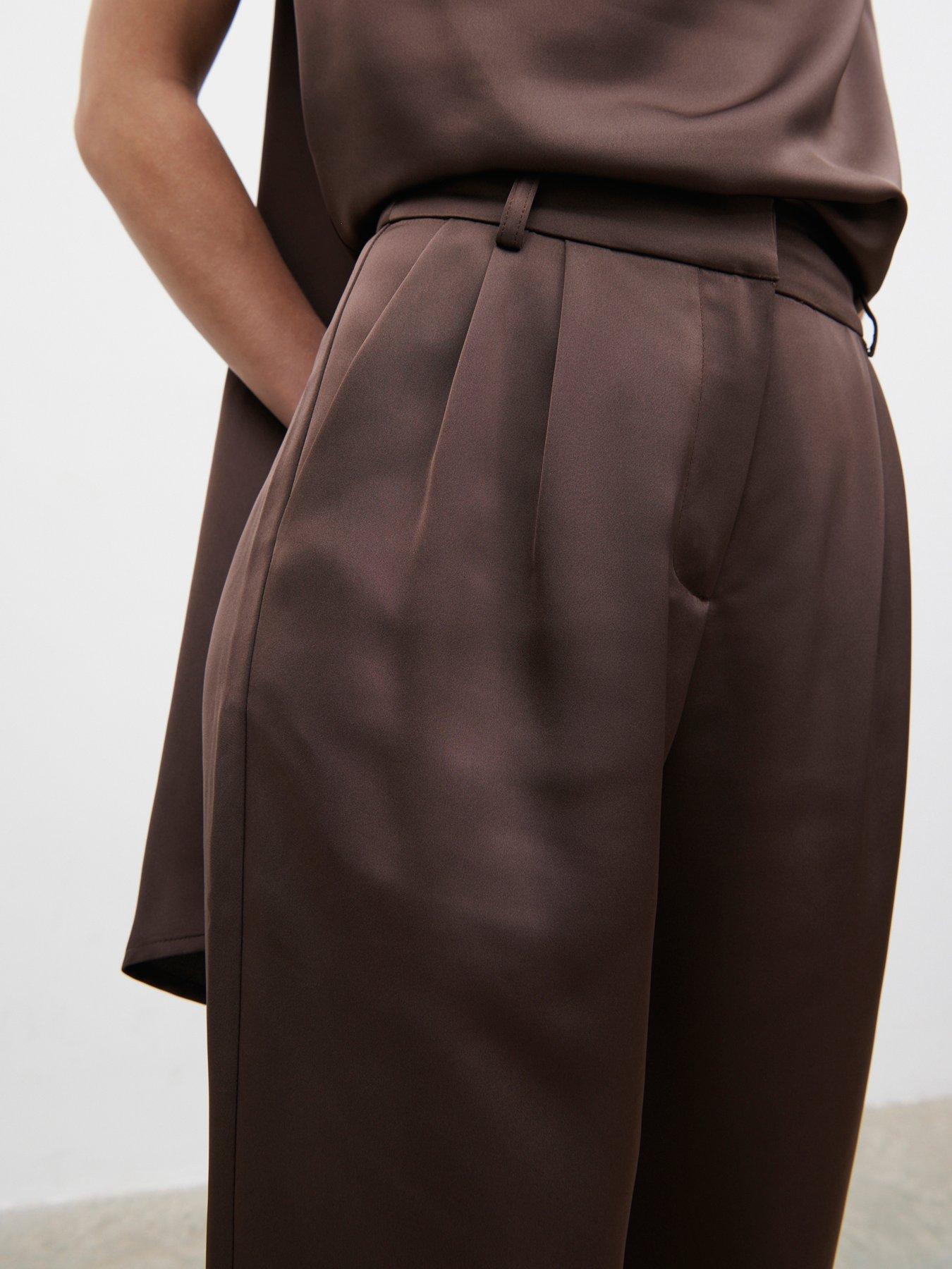 Image 1 of 3 of Pretty Lavish Womens Breya Wide Leg Pleated Tailored Trousers - Brown