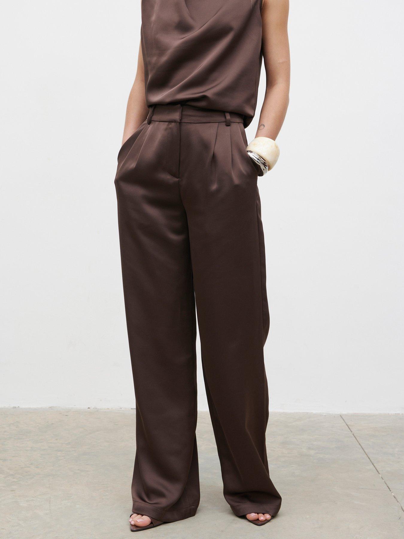 Image 3 of 3 of Pretty Lavish Womens Breya Wide Leg Pleated Tailored Trousers - Brown