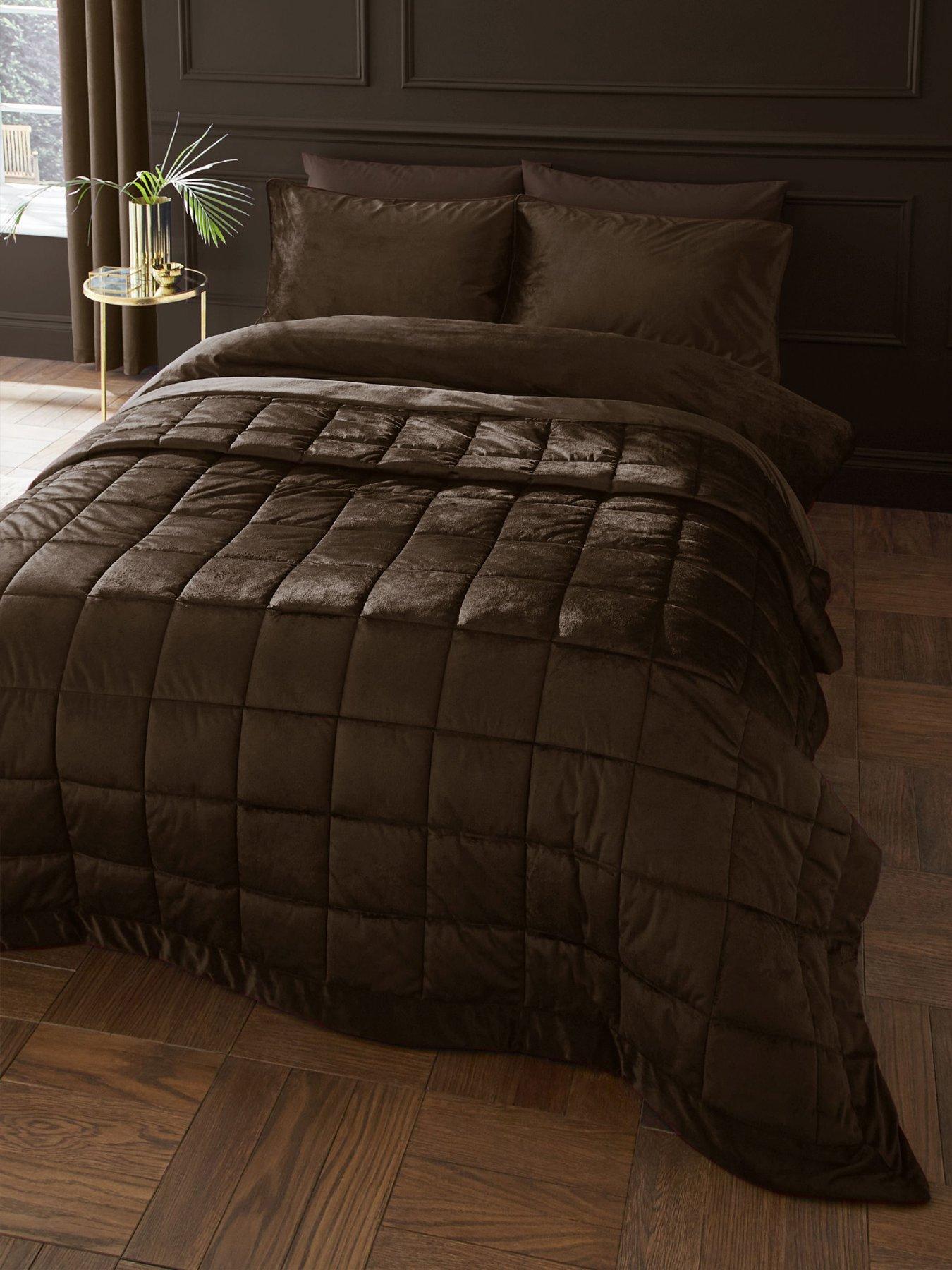 Catherine Lansfield Kingsley Matt Velvet Bedspread