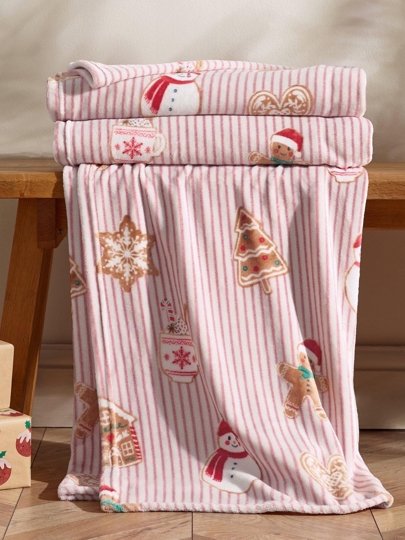 Catherine Lansfield Unisex Natural Christmas Gingerbread Stripe Cosy Fleece 130X170cm Blanket Throw In | Size: 130 Cm X 170 Cm - Image 5