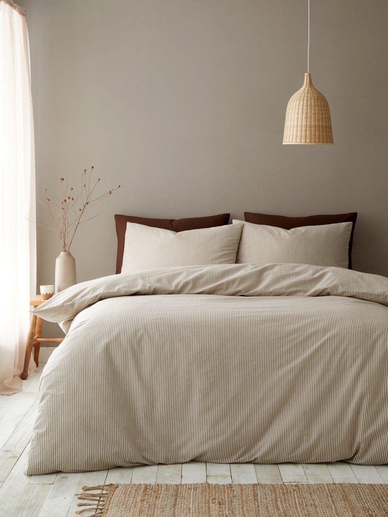 Pineapple Elephant Cotton Rich Narrow Woven Stripe Duvet Cover Set
