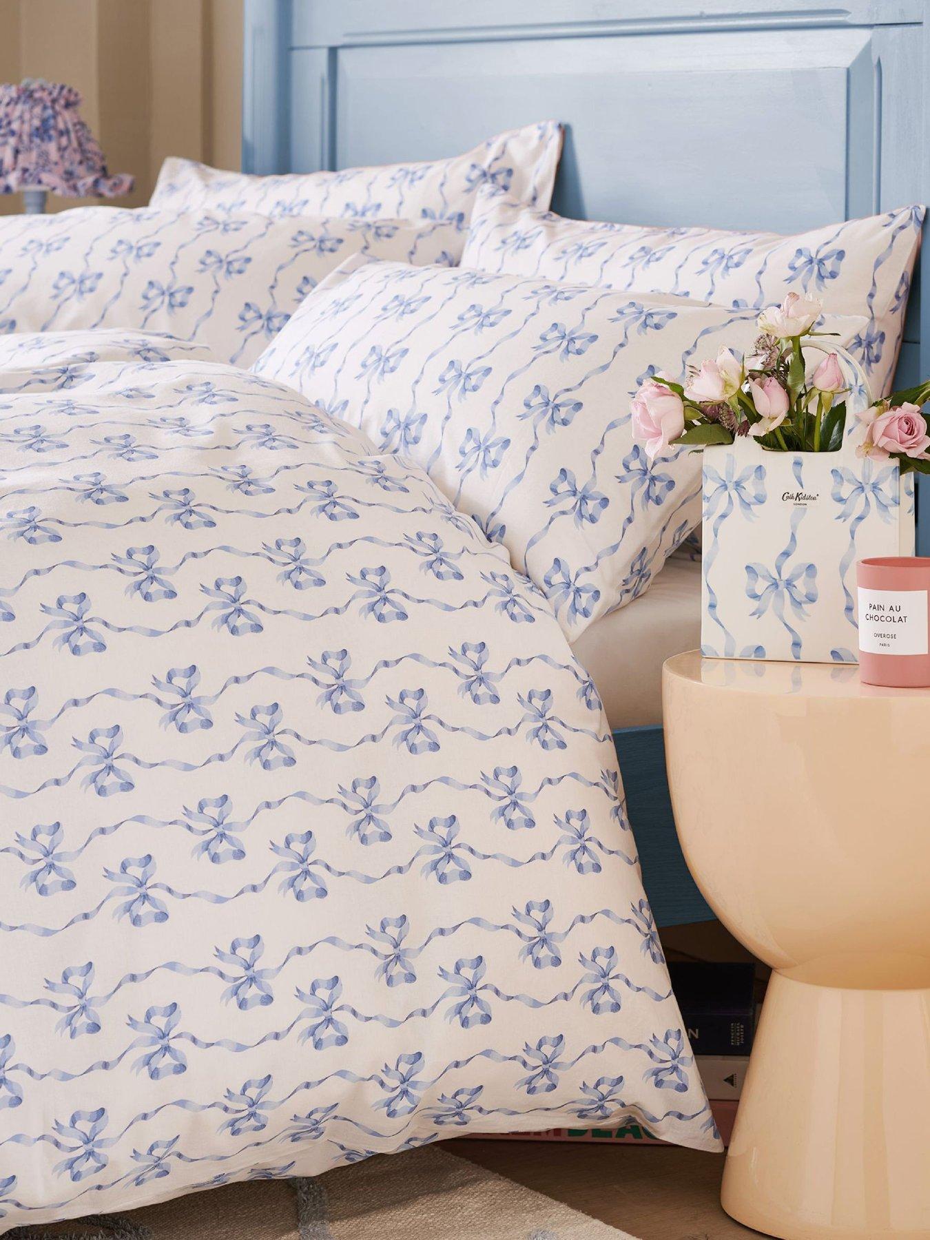 Cath Kidston Unisex Blue Ribbon And Bows 100% Cotton Duvet Cover Set In | Size: Super King - Image 2
