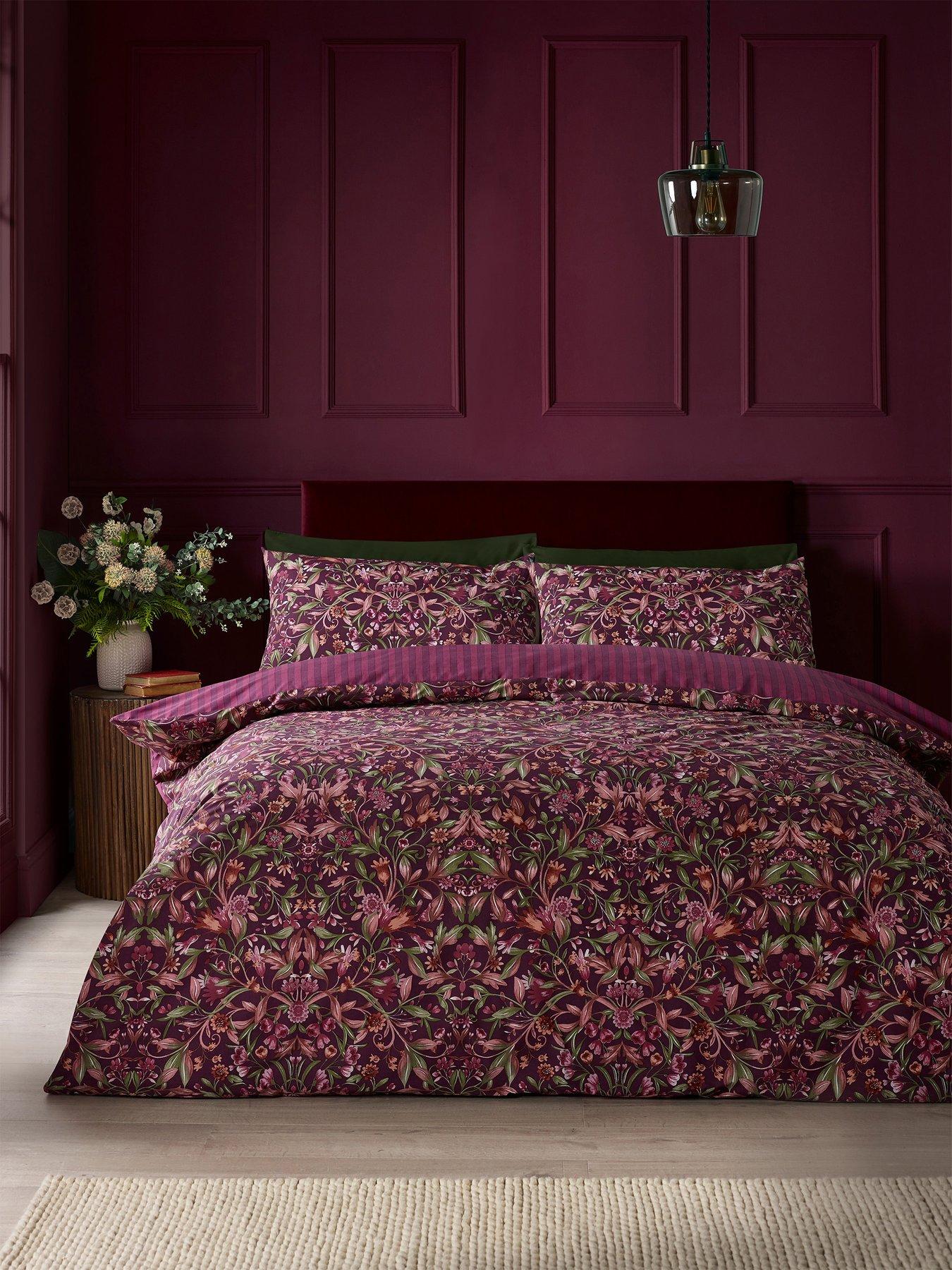 Catherine Lansfield Richmond Duvet Cover Set in Plum | Size: King - Image 6