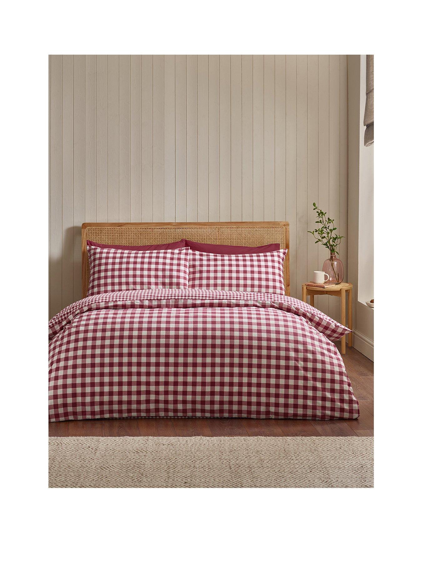 Image 2 of 5 of Catherine Lansfield 100% Brushed Cotton Gingham Check Duvet Set Burgundy